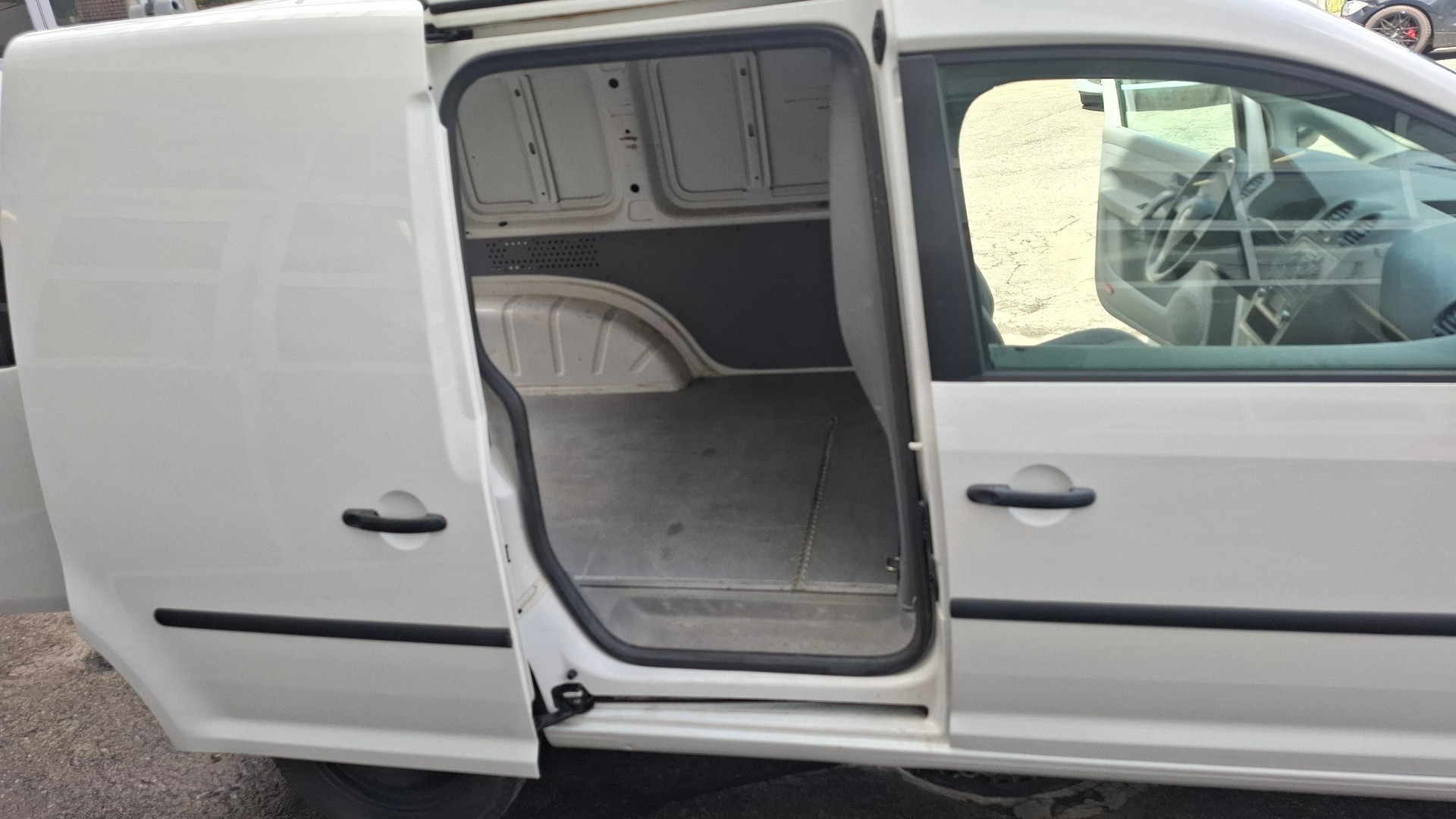 VW Caddy 2.0 EcoFuel-image-26