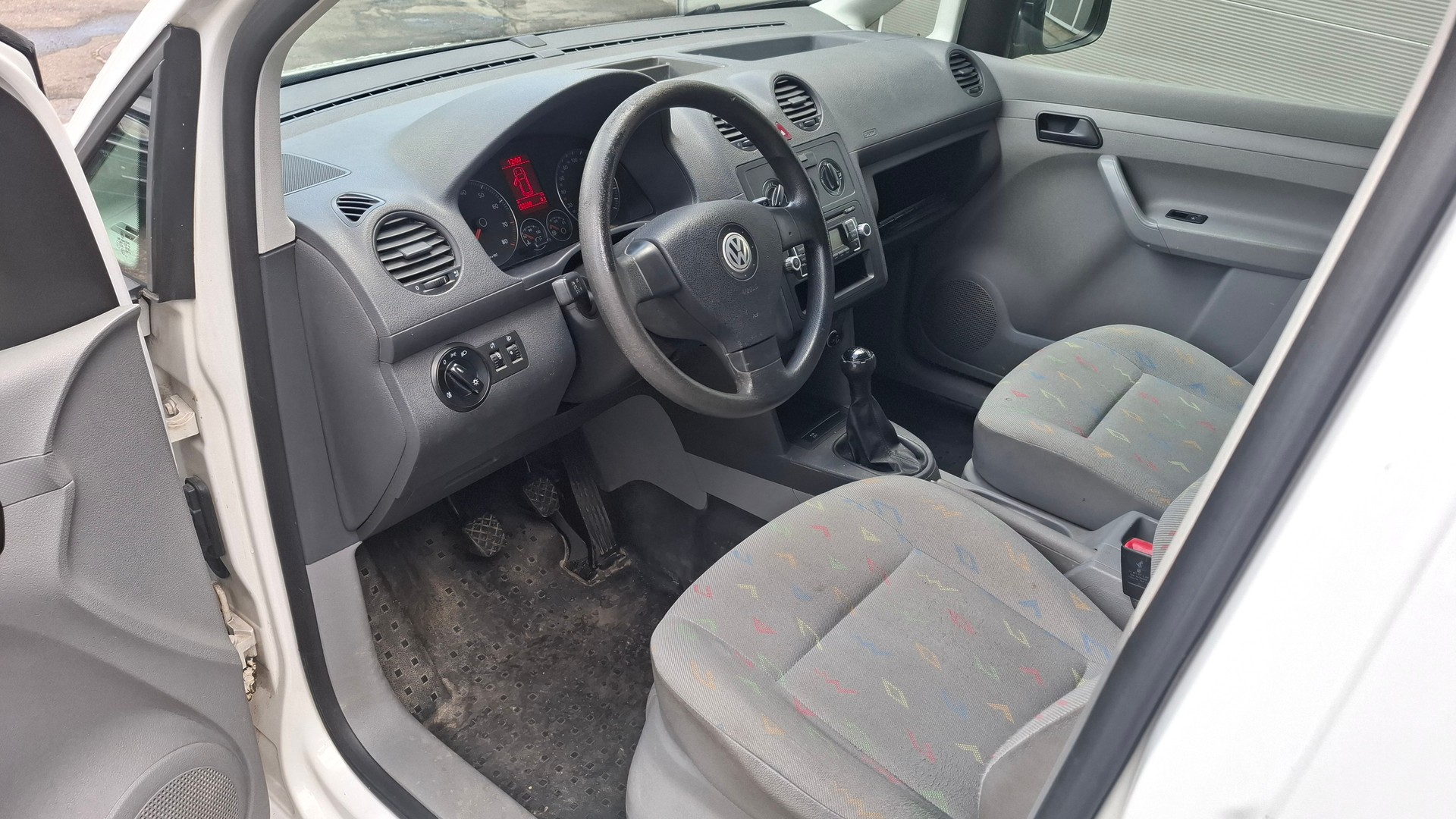 VW Caddy 2.0 EcoFuel-image-15