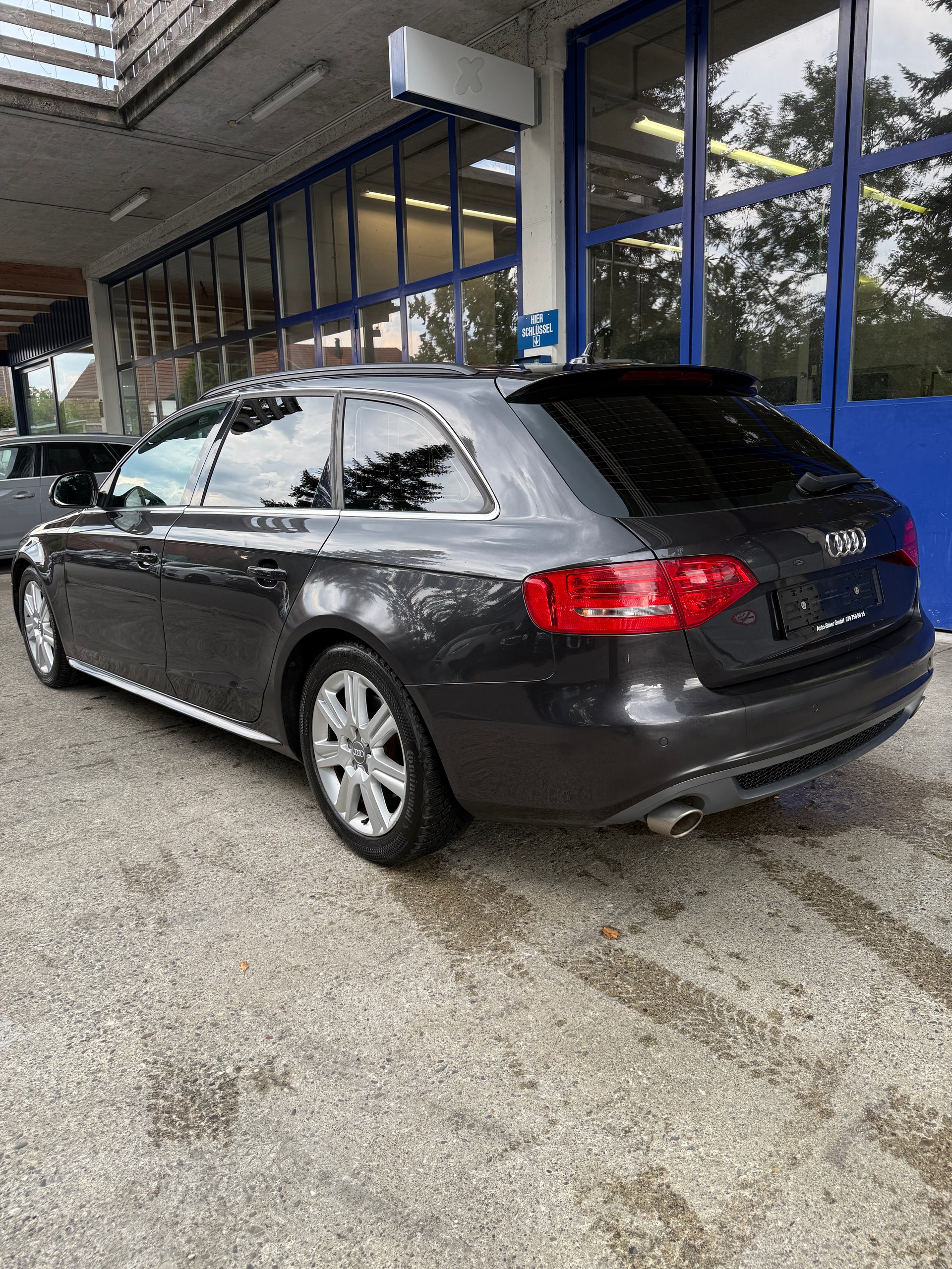 AUDI A4 Avant 3.0 TDI quattro tiptronic-showroom-element-2