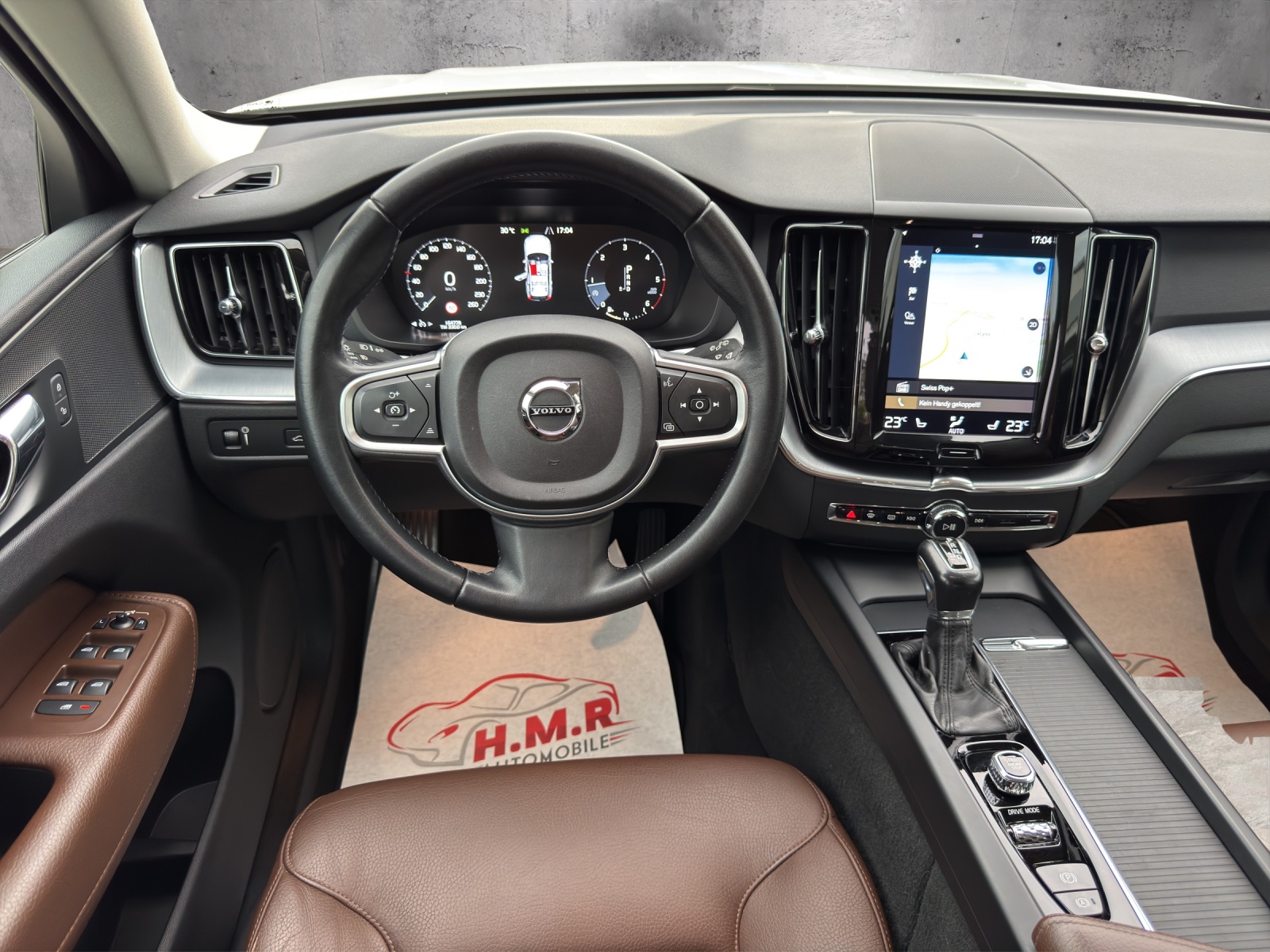 VOLVO XC60 D4 AWD Momentum Geartronic-image-11