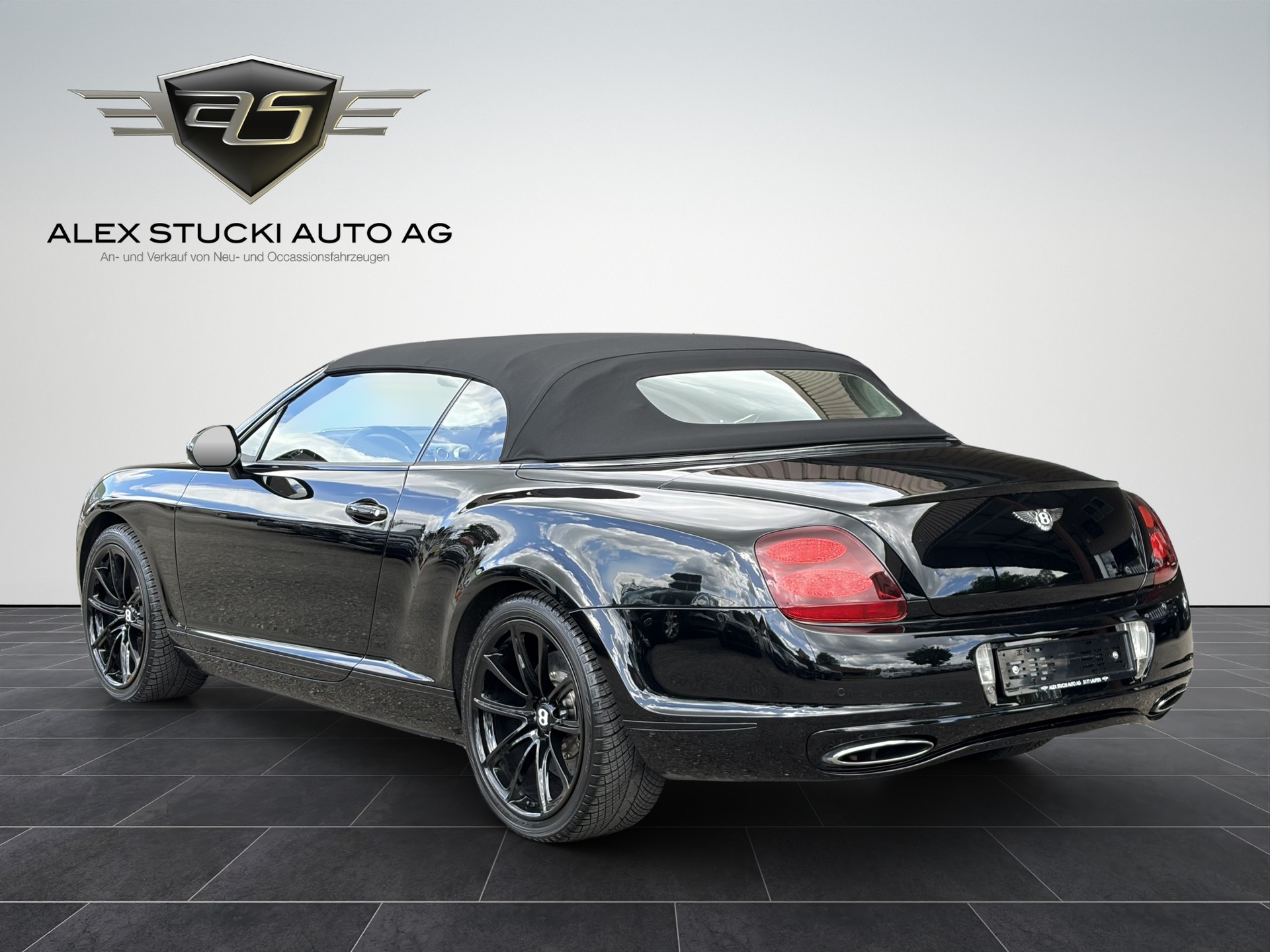 BENTLEY Continental Supersports Convertible 6.0-image-6
