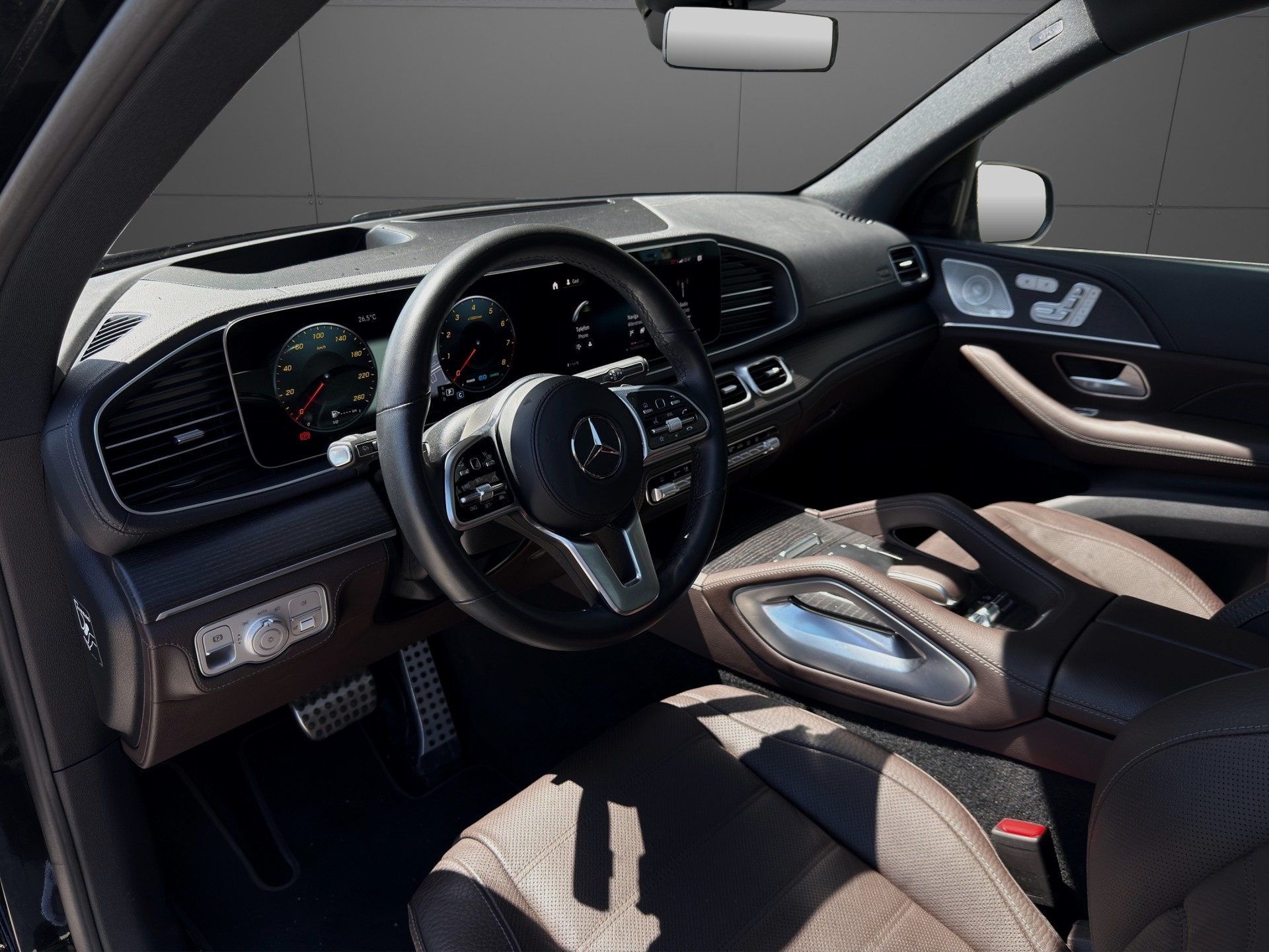 MERCEDES-BENZ GLS 580 4Matic AMG Line 9G-Tronic-image-7