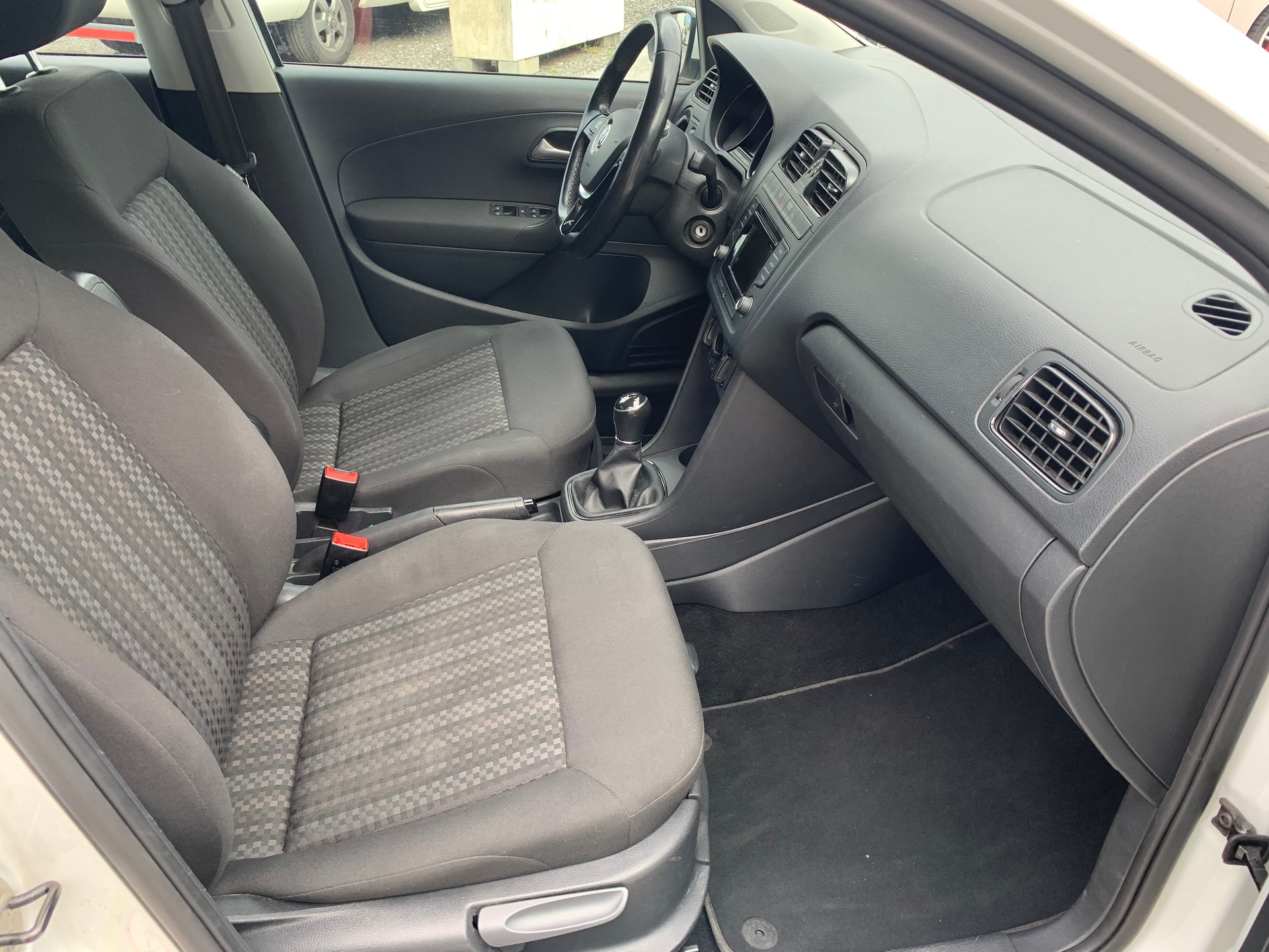 VW Polo 1.0 BMT Comfortline-image-11