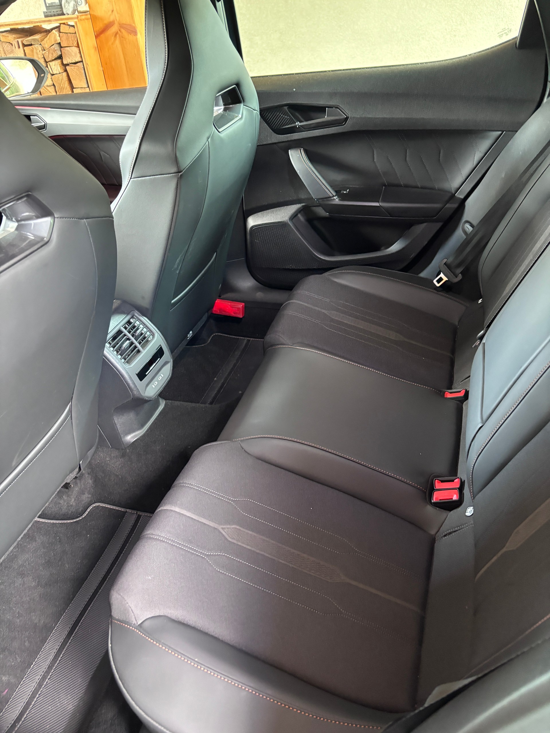 CUPRA 2.0 TSI Inicio DSG-image-4