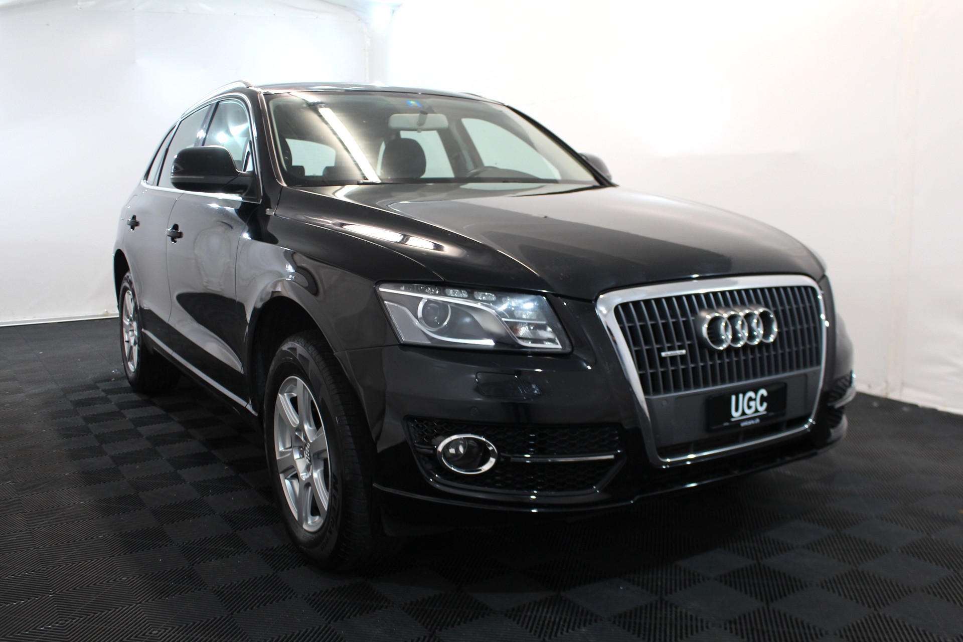 AUDI Q5 2.0 TDI quattro S-Tronic