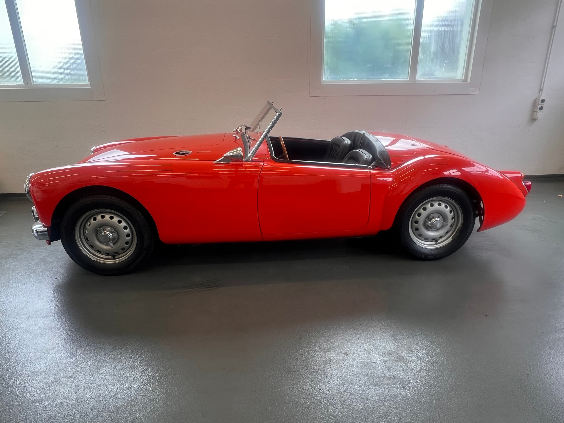 MG Motor 1800 ccm / 95PS-image-2