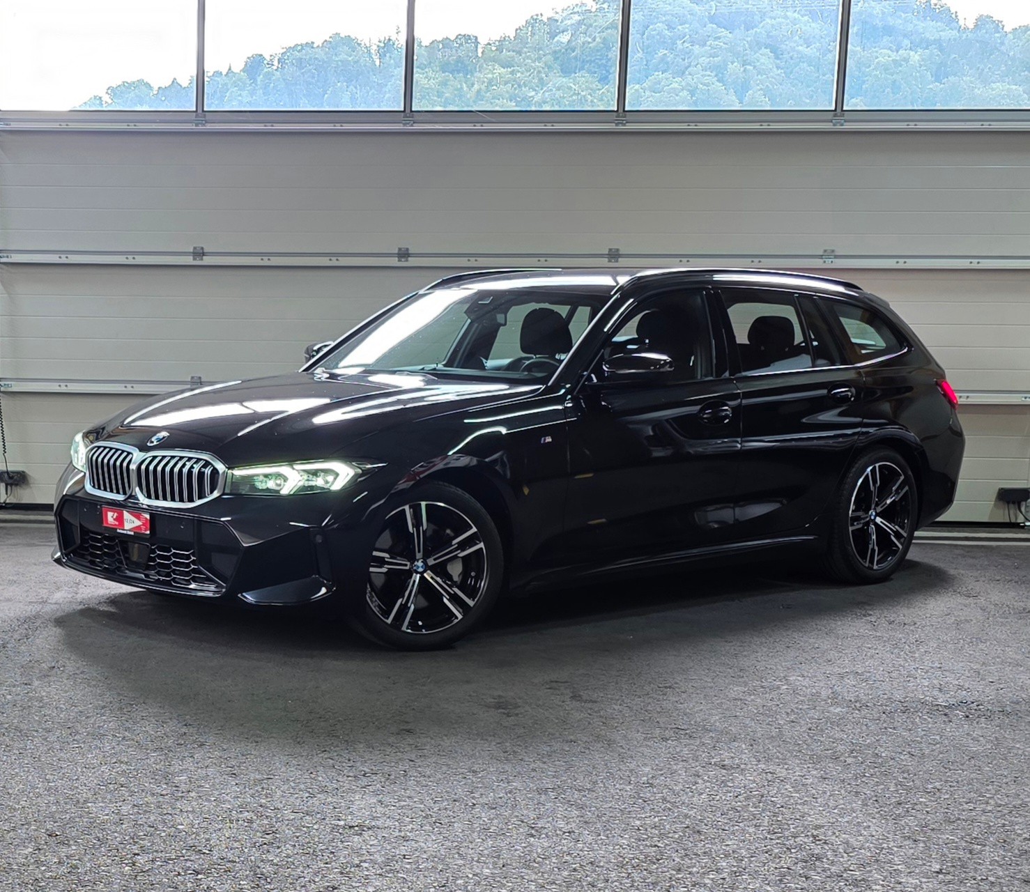 BMW 330i Touring xDrive Steptronic M Sport *Geschwindigkeitsassistent*Sitzheizung*CarPlay&AndroidAuto*Ambientebeleuchtung*-image-0