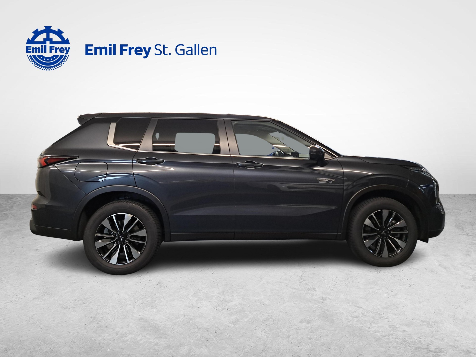 MITSUBISHI Outlander 2.4 PHEV Invite 4x4-image-5