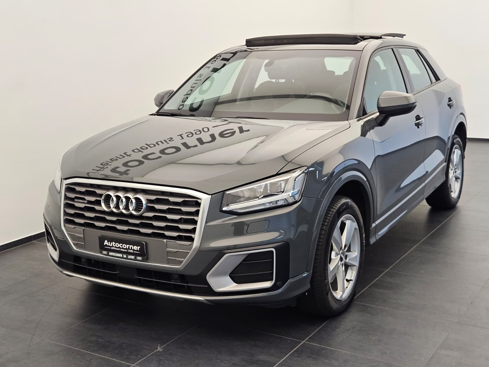 AUDI Q2 2.0 TFSI sport quattro S-tronic-image-2