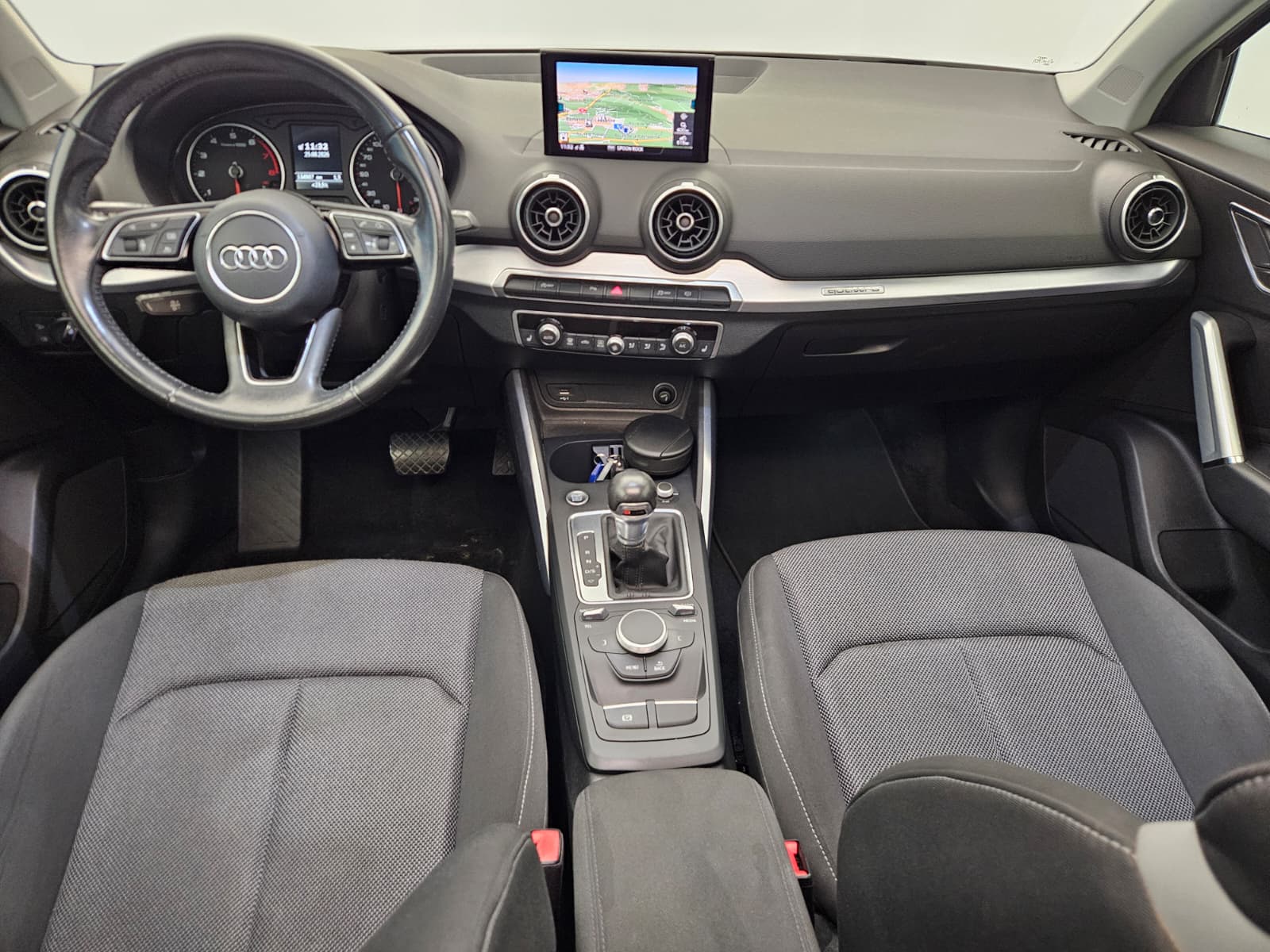 AUDI Q2 2.0 TFSI sport quattro S-tronic-image-9