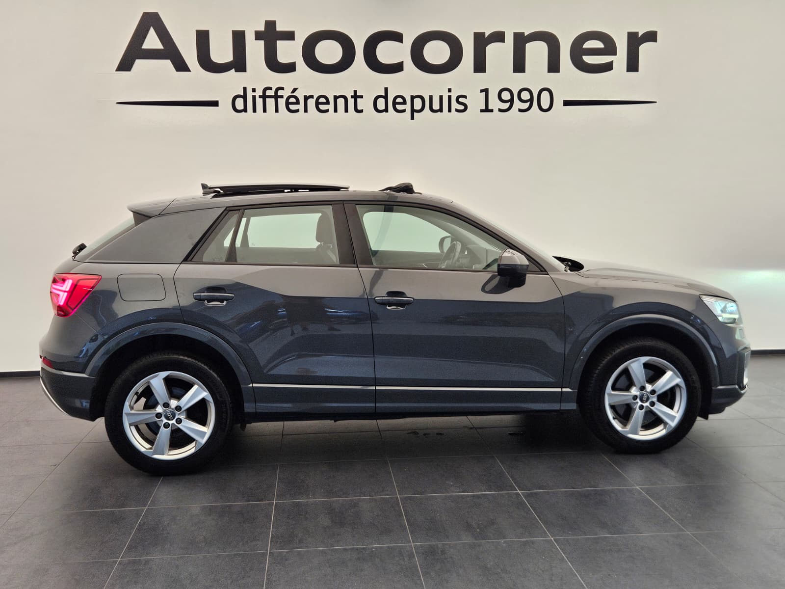 AUDI Q2 2.0 TFSI sport quattro S-tronic-image-5