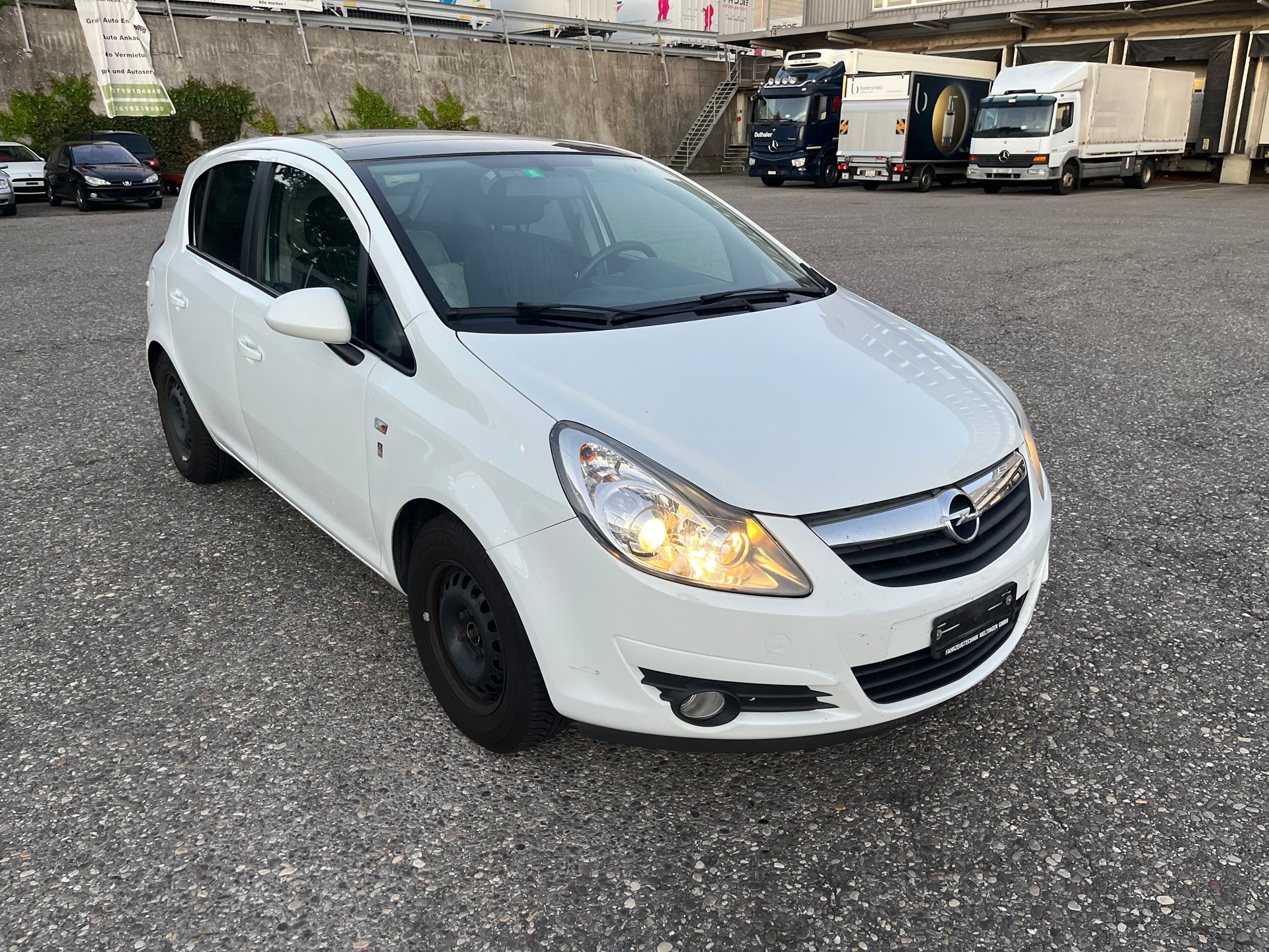 OPEL Corsa 1.4 TP Anniversary-image-2