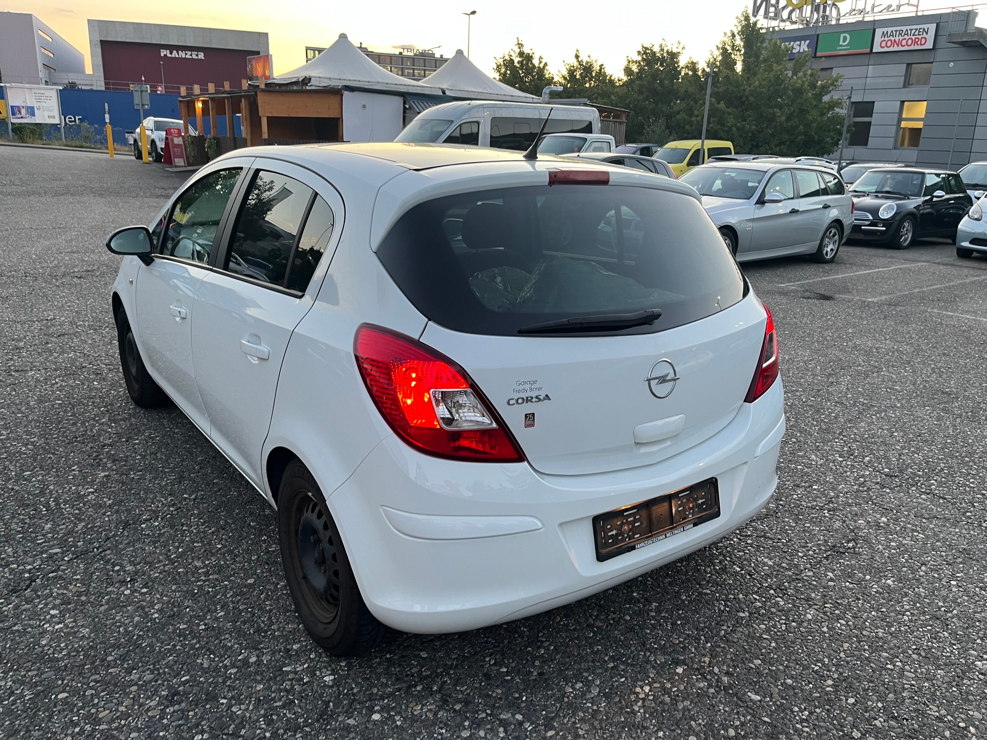 OPEL Corsa 1.4 TP Anniversary-image-4