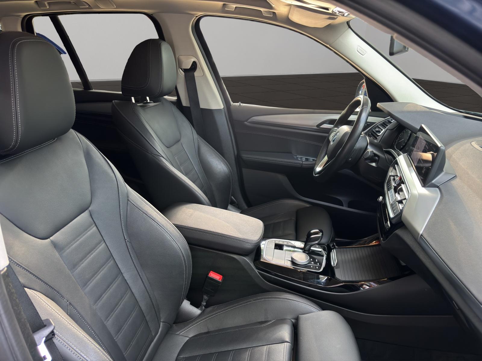 BMW X3 30e xDrive-image-10