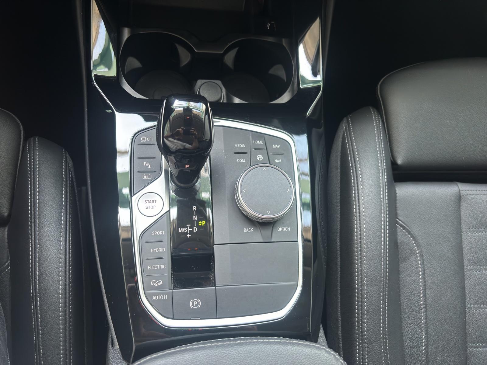 BMW X3 30e xDrive-image-7