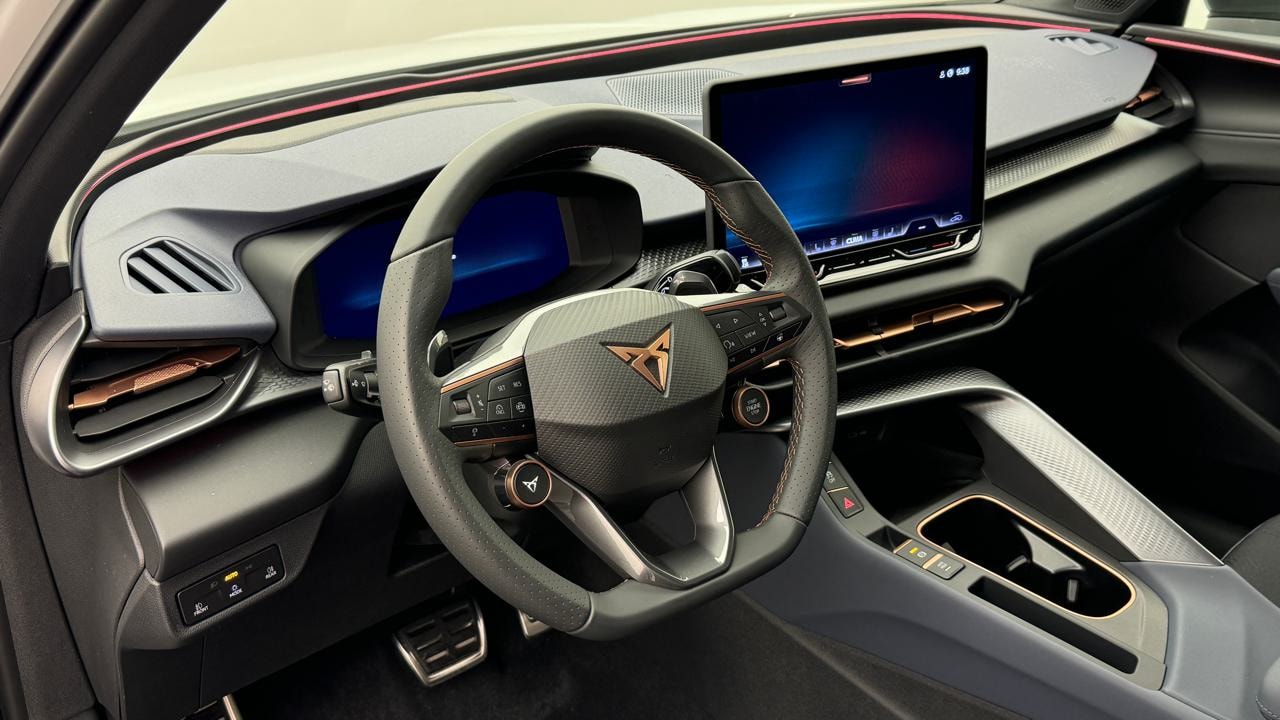 CUPRA Terramar 1.5 eHybrid DSG VZ-image-6