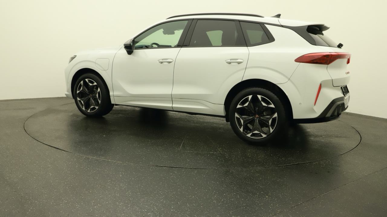 CUPRA Terramar 1.5 eHybrid DSG VZ-image-2