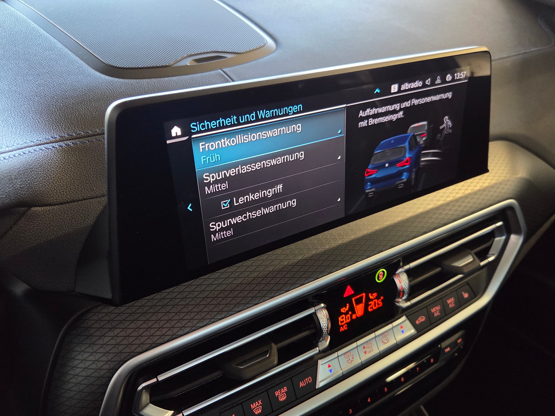 BMW X3 30e xDrive M-Sport-image-22