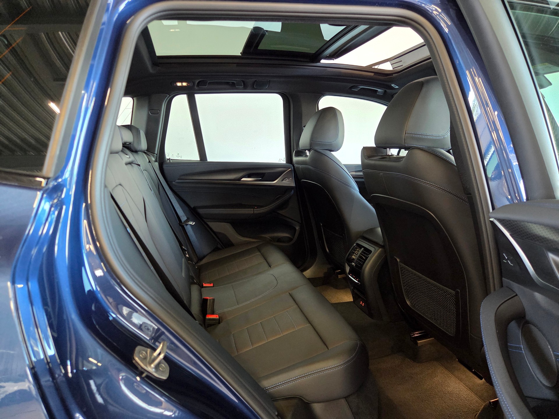BMW X3 30e xDrive M-Sport-image-10
