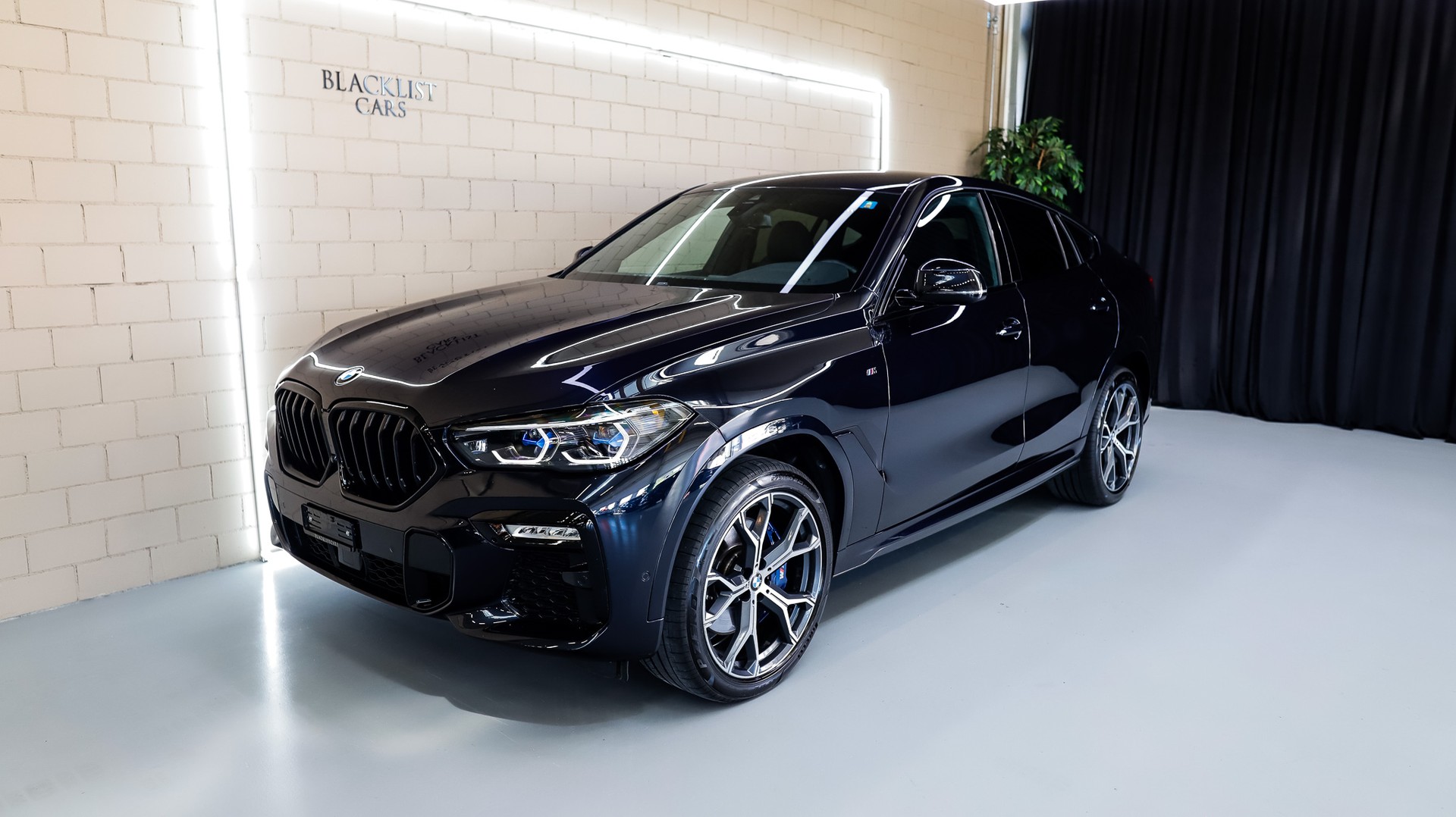 BMW X6 xDrive 48V 30d M Sport Steptronic-image-0