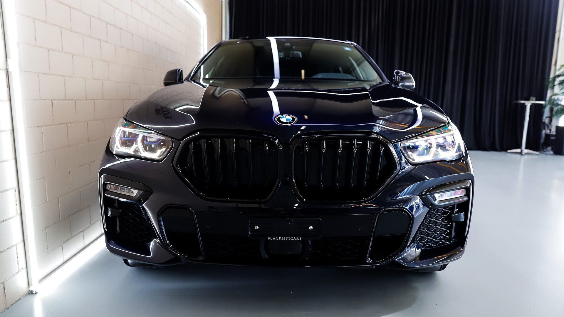 BMW X6 xDrive 48V 30d M Sport Steptronic-image-2