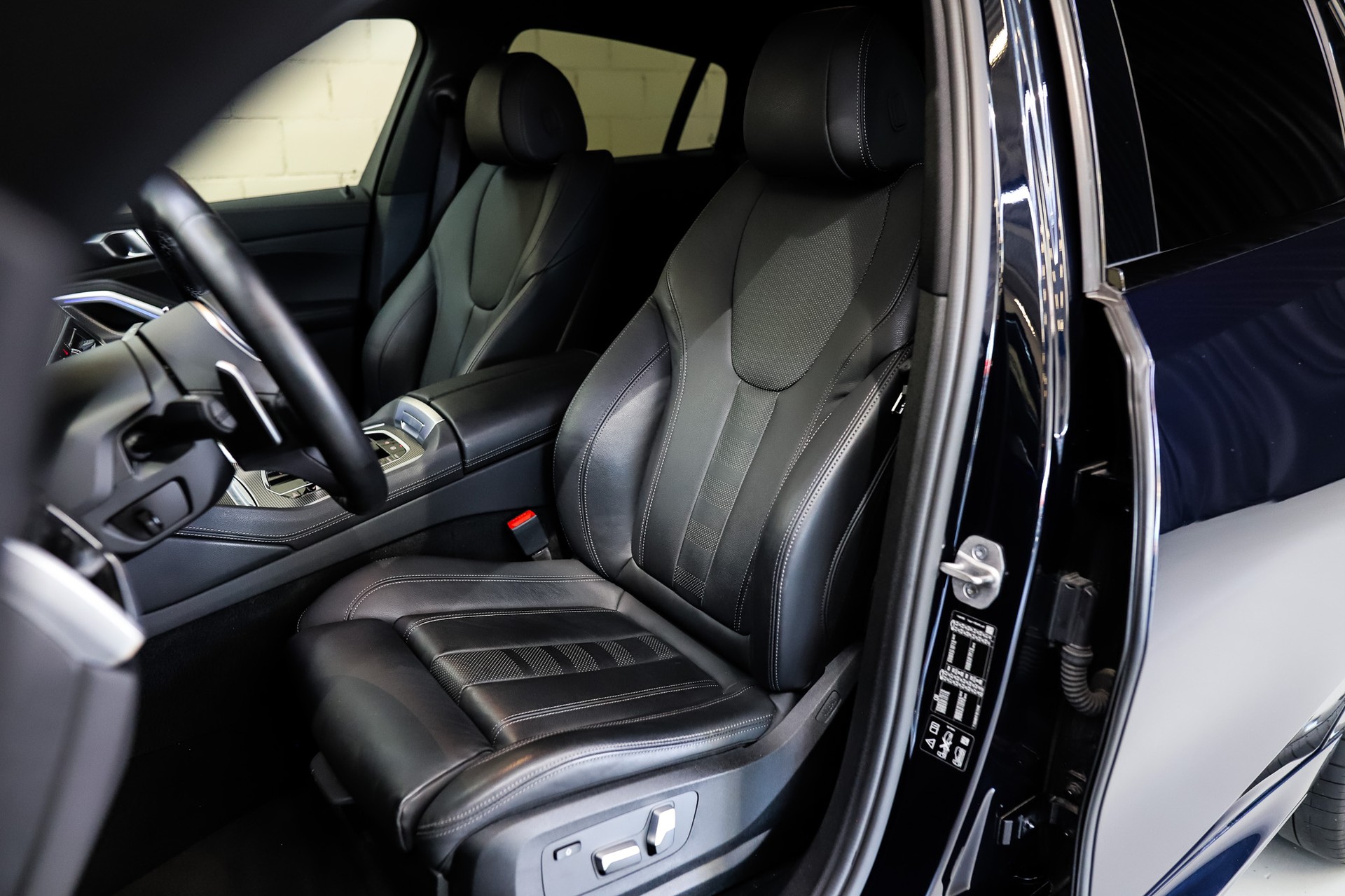 BMW X6 xDrive 48V 30d M Sport Steptronic-image-9