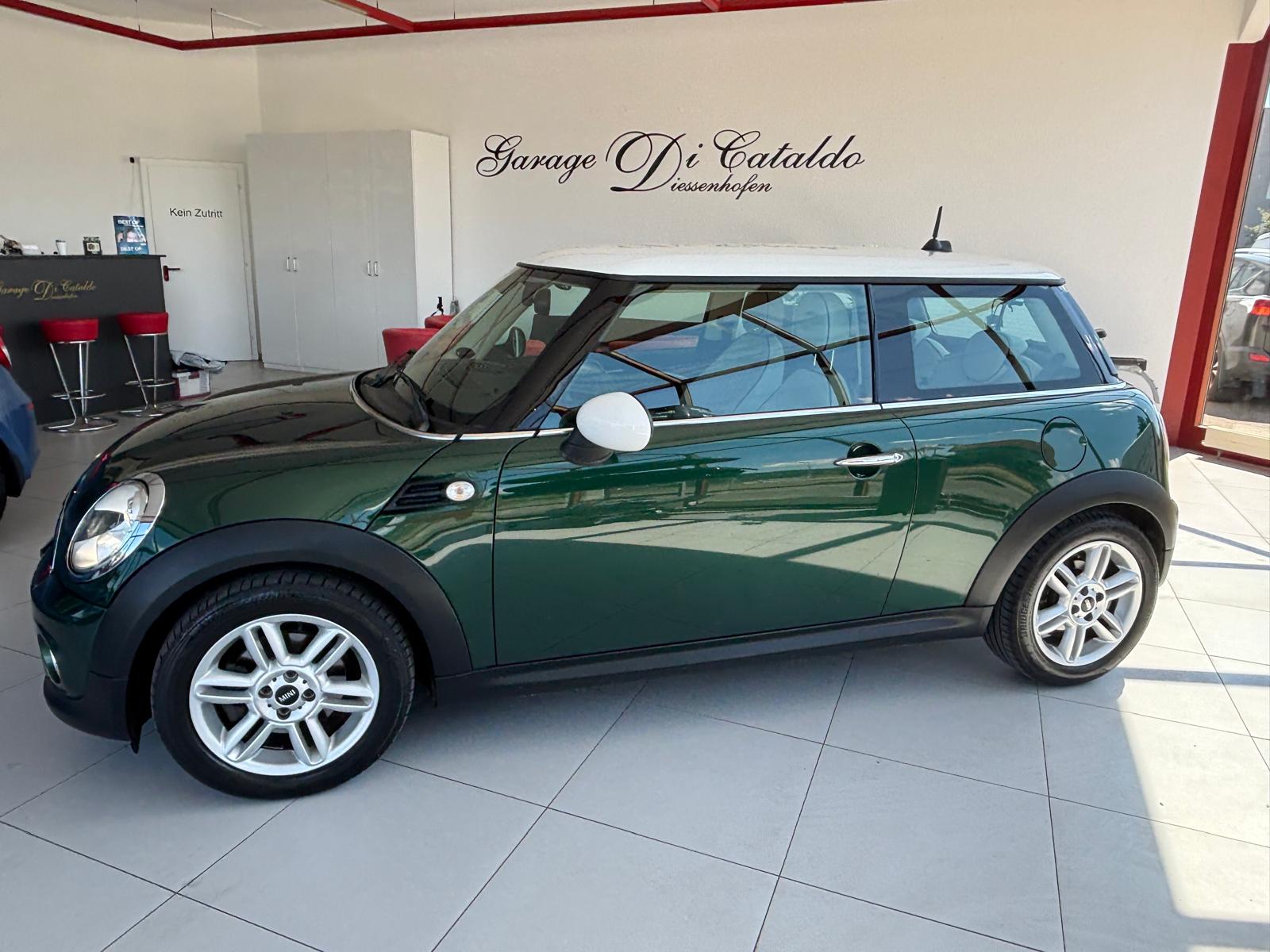 MINI Cooper-image-1