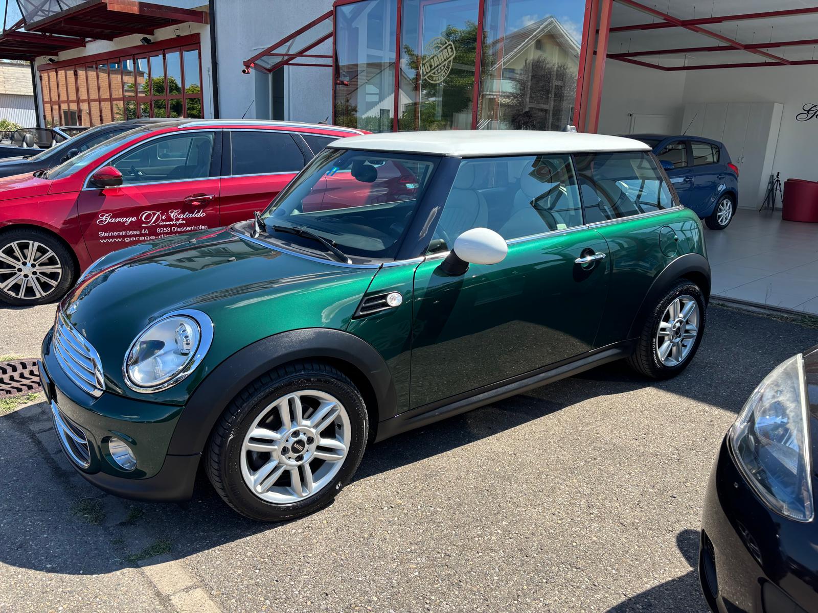 MINI Cooper-image-4