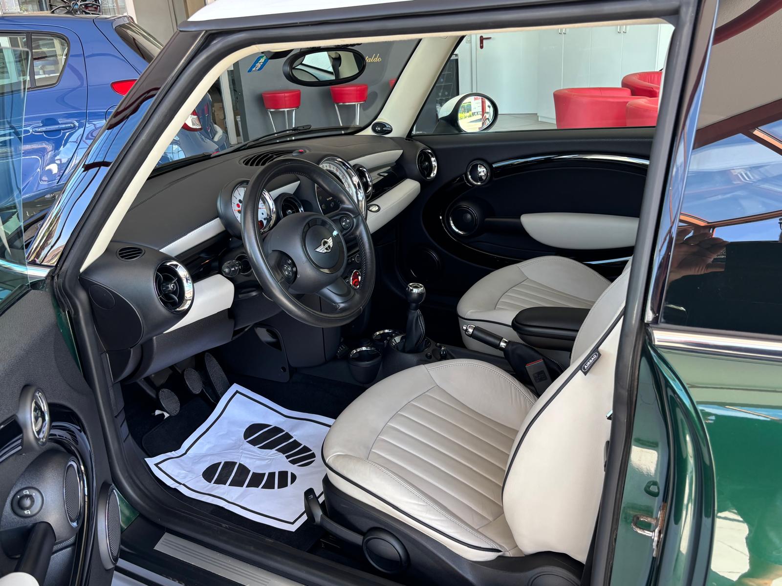 MINI Cooper-image-7