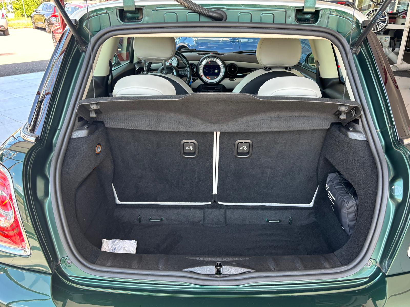 MINI Cooper-image-11