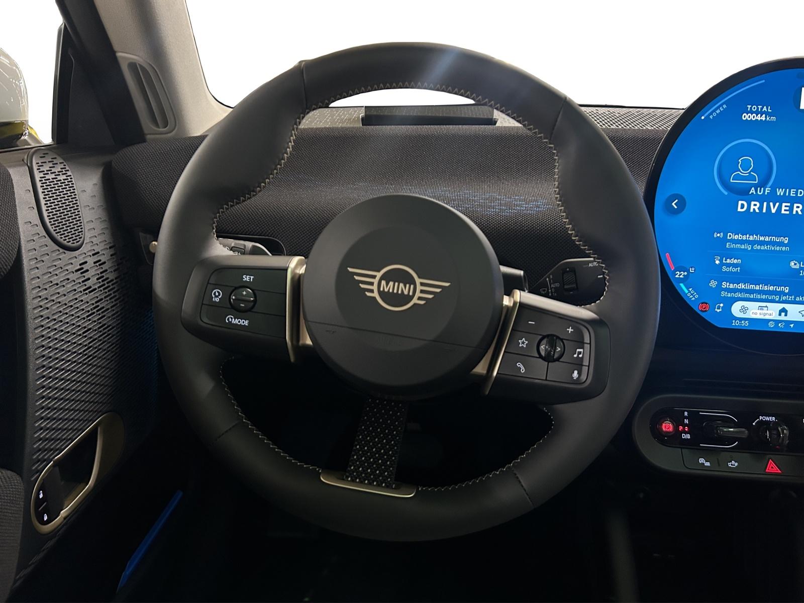 MINI Cooper SE J01-image-20