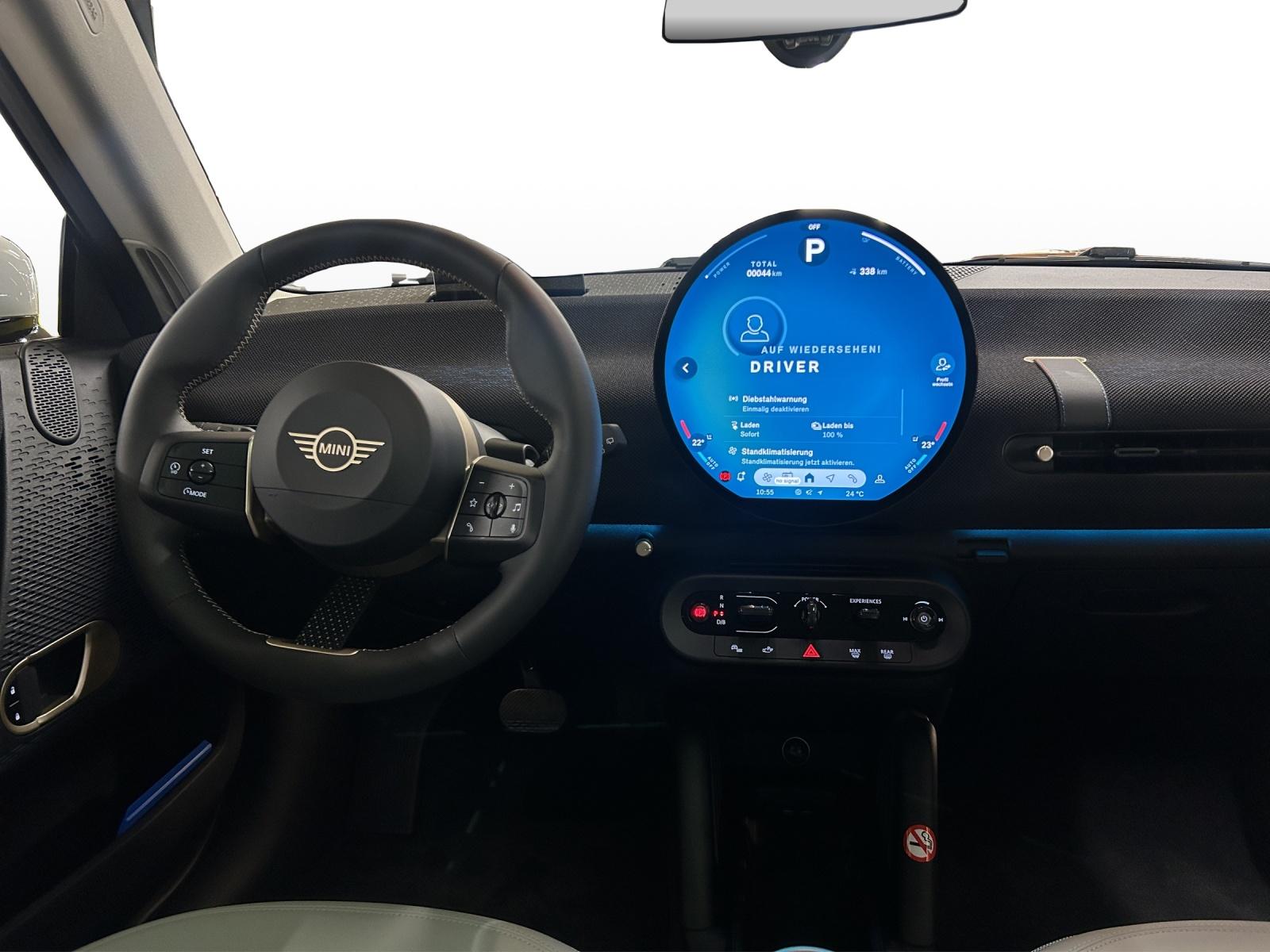 MINI Cooper SE J01-image-19