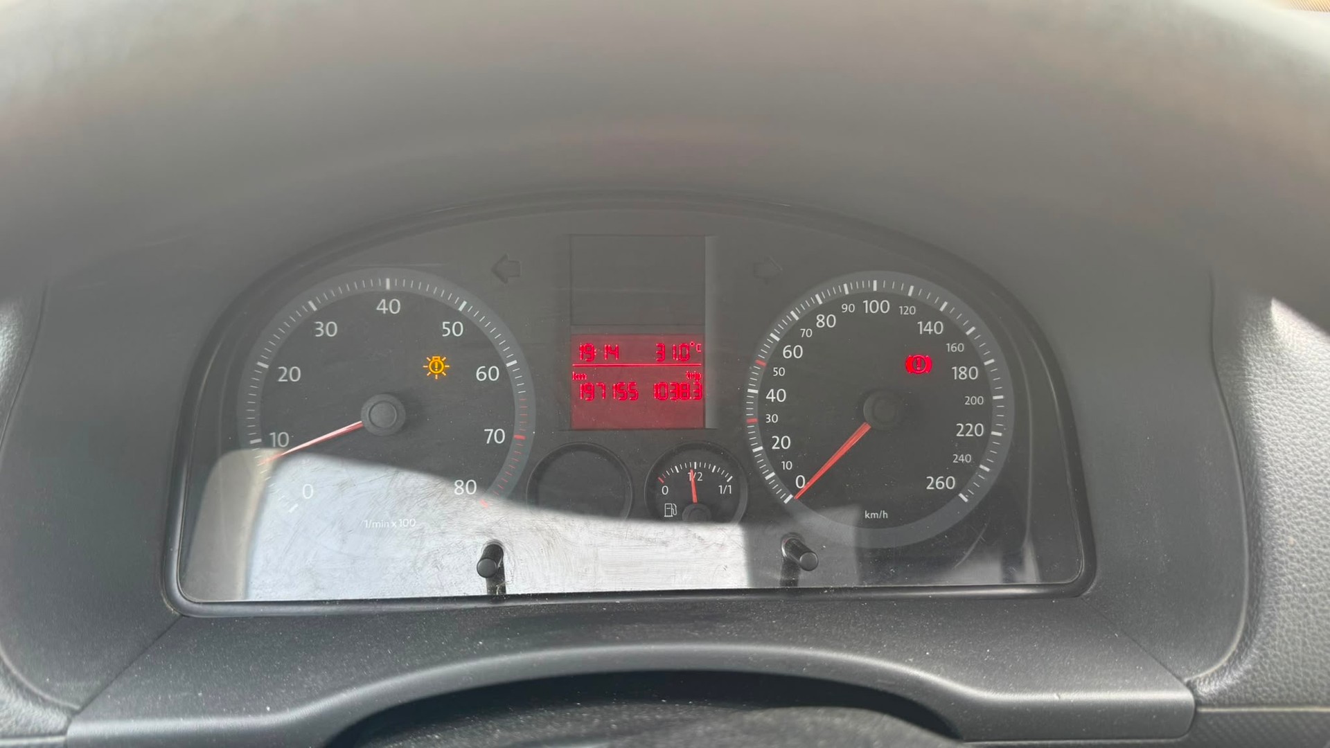 VW Caddy 1.6-image-6