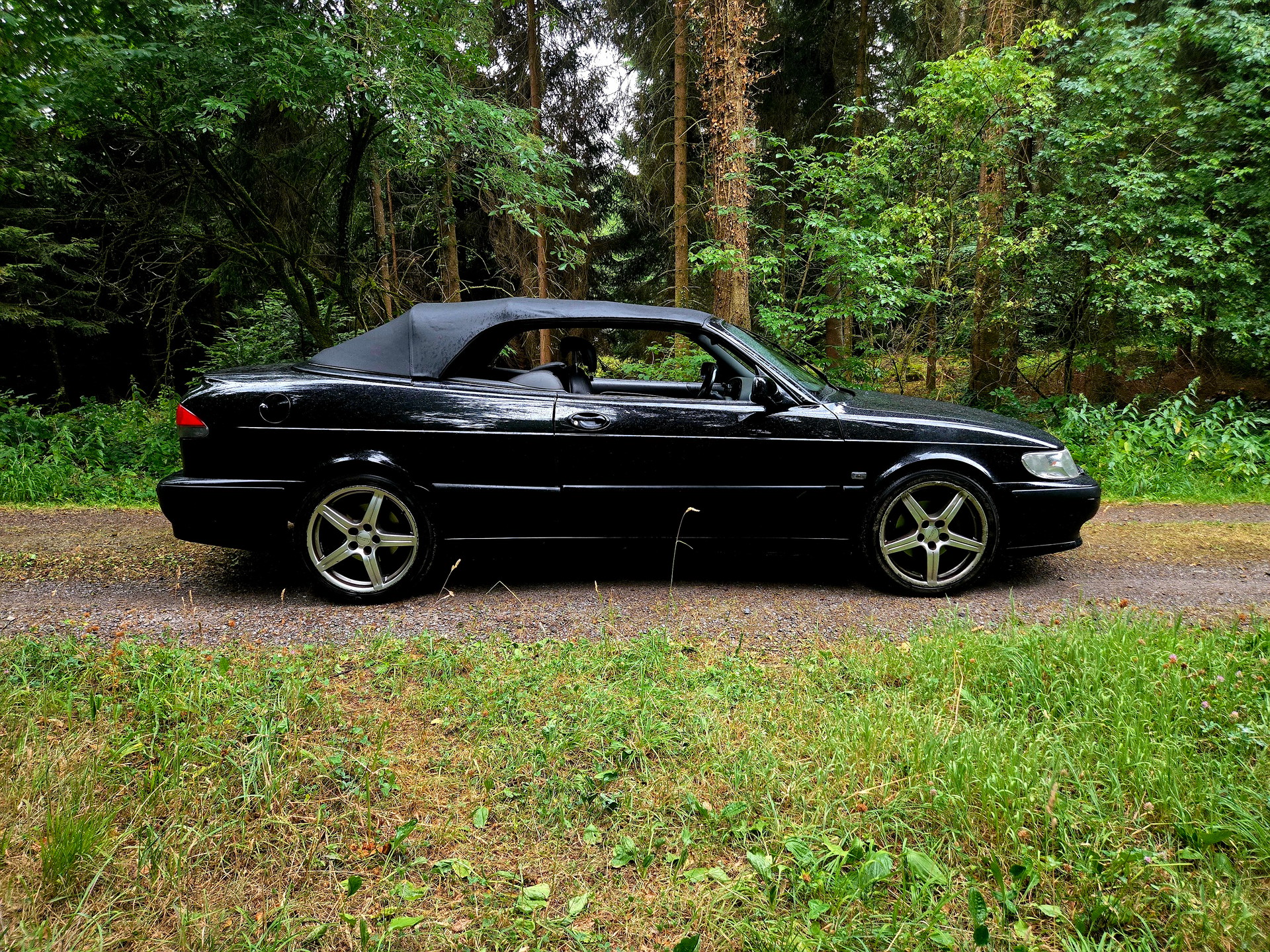 SAAB 9-3 2.0i-16 LPT-image-1