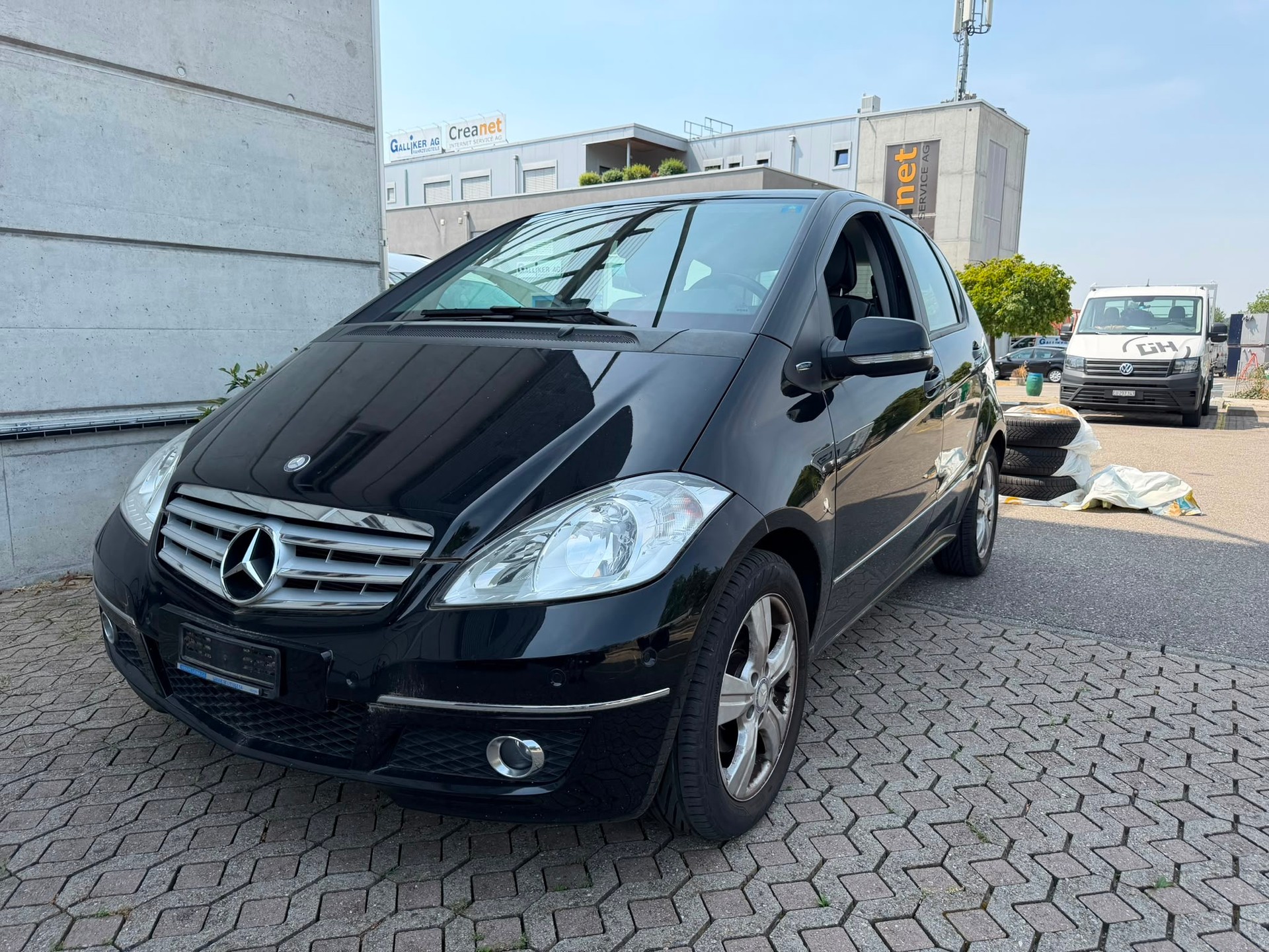 MERCEDES-BENZ A 180 Avantgarde Selection Autotronic-image-0