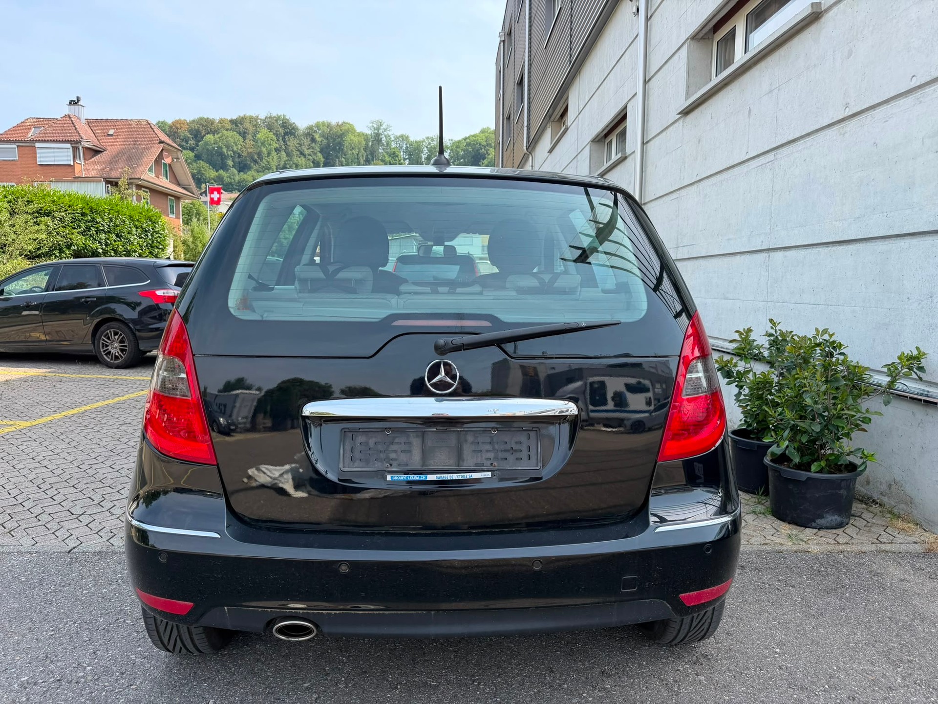MERCEDES-BENZ A 180 Avantgarde Selection Autotronic-image-3