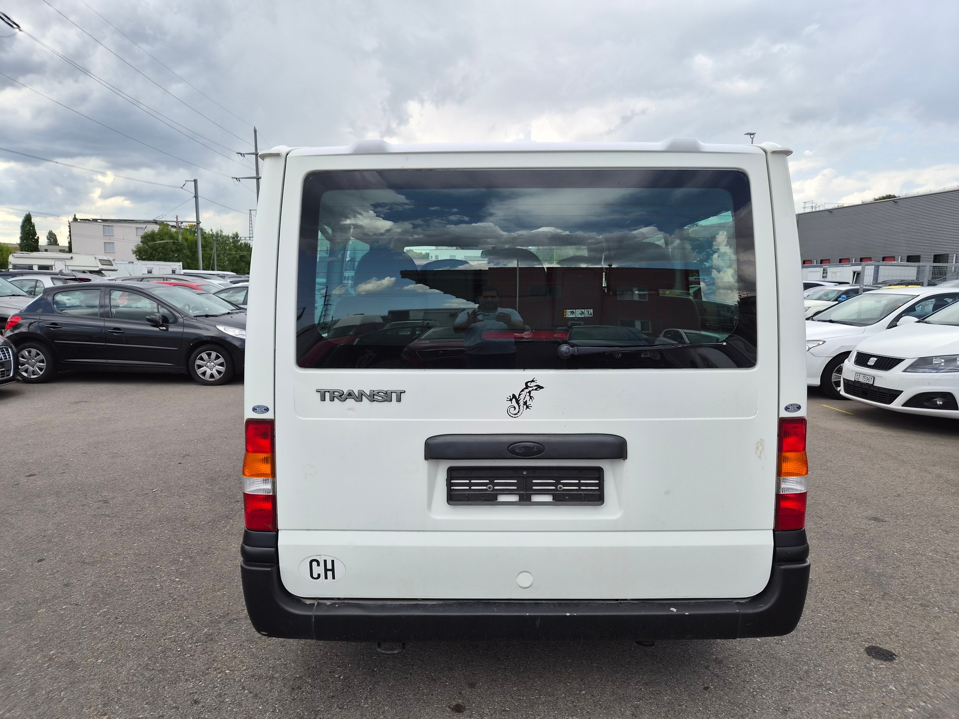 FORD Transit 2.0TD 280 S Combi-image-4