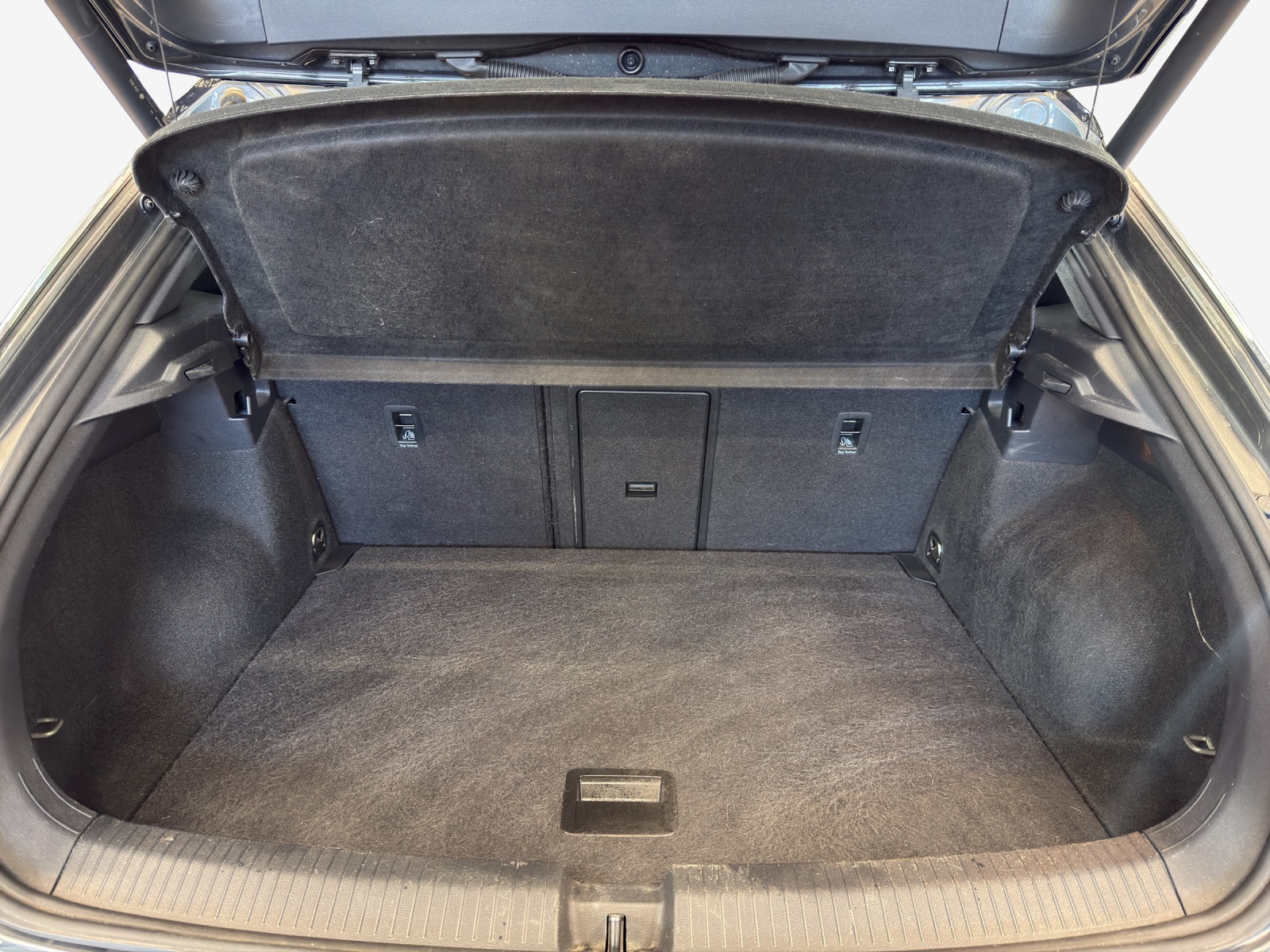 VW T-Roc 1.5 TSI EVO R-Line DSG-image-12