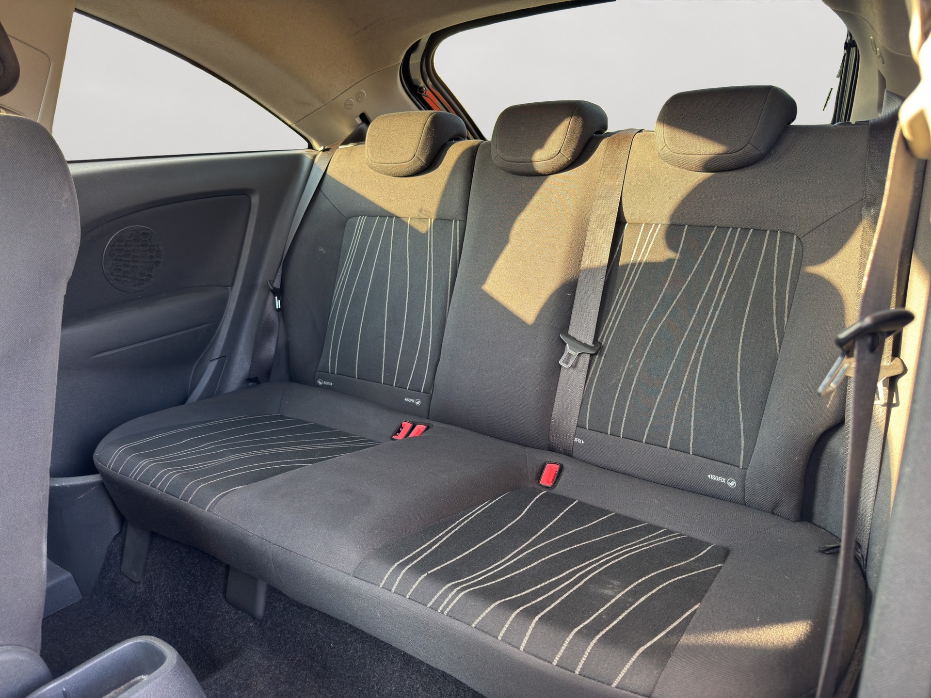 OPEL Corsa 1.4 TP Color Edition-image-14