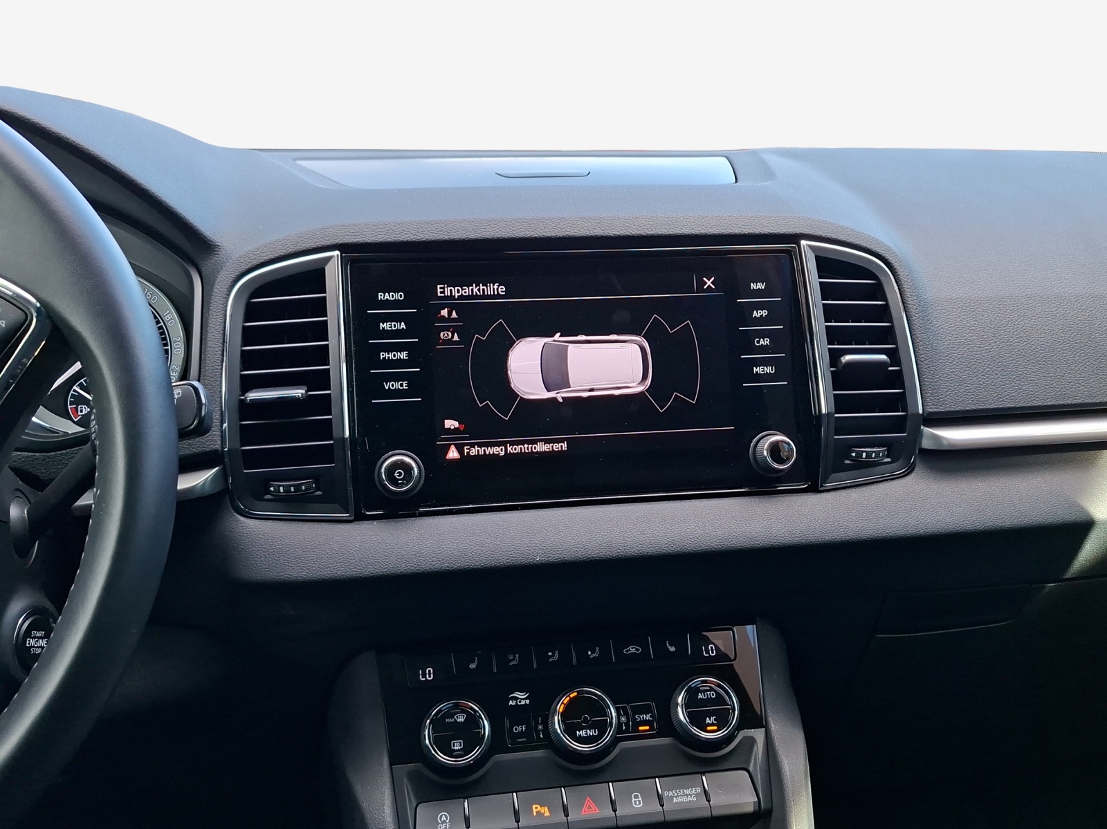SKODA Karoq 1.0 TSI Ambition-image-10