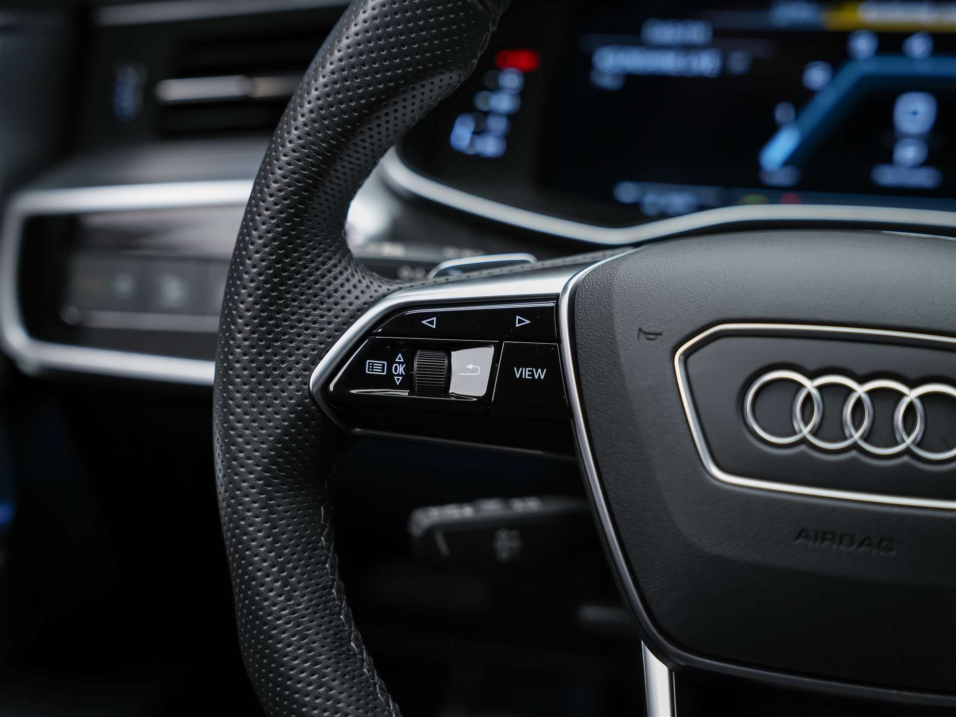 AUDI S6 Avant 3.0 TDI quattro tiptronic *Tempomat*Sitzheizung* El. Sitze mit Memory*-image-30