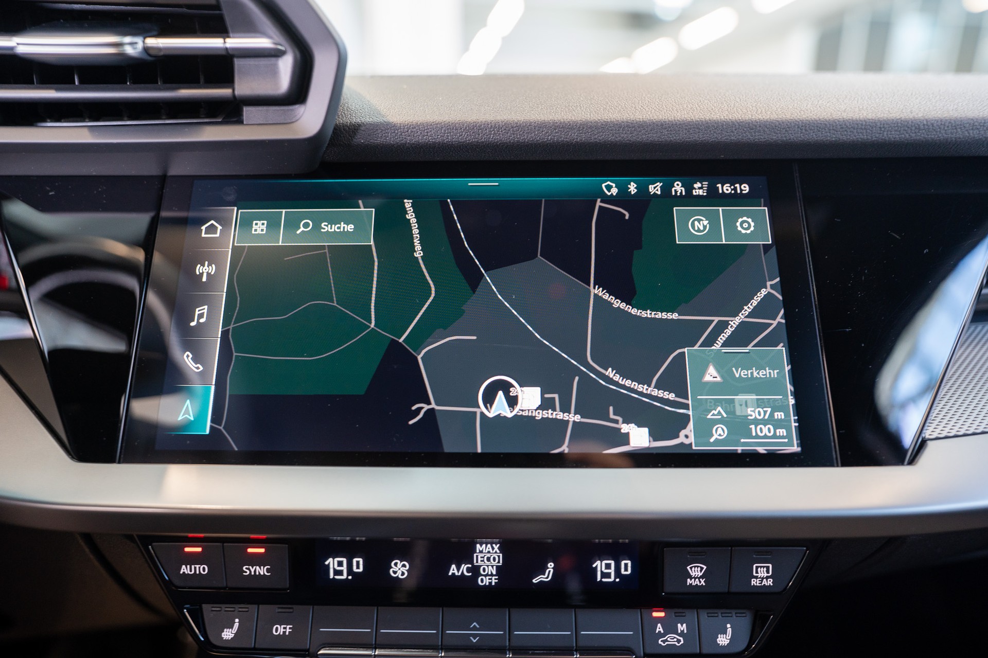 AUDI S3 Sportback 2.0 TFSI quattro S-Tronic / CH-Fahrzeug / Virtual Cockpit / Rückfahrkamera-image-18