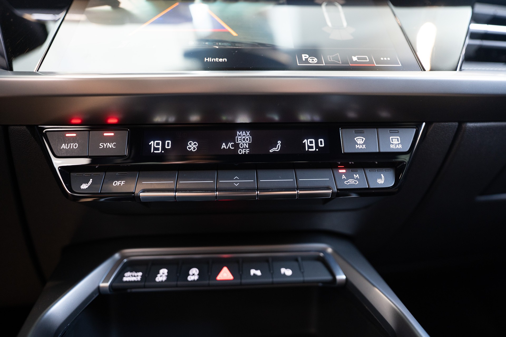 AUDI S3 Sportback 2.0 TFSI quattro S-Tronic / CH-Fahrzeug / Virtual Cockpit / Rückfahrkamera-image-20