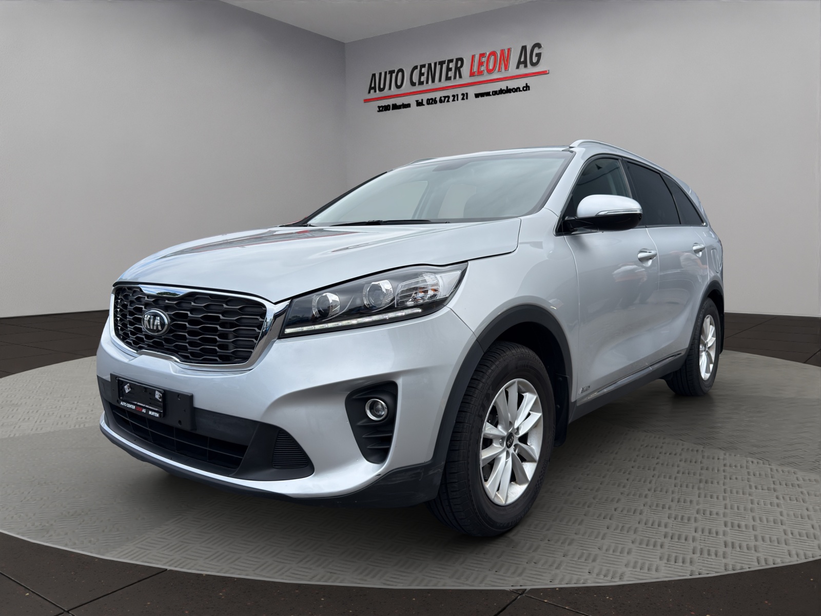 KIA Sorento 2.2 CRDI Trend Active 7P. Automatic-image-1
