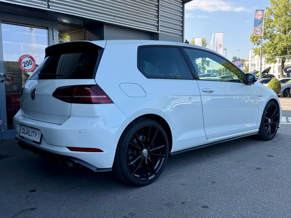 VW Golf VII 2.0 TSi R 4M-image-2