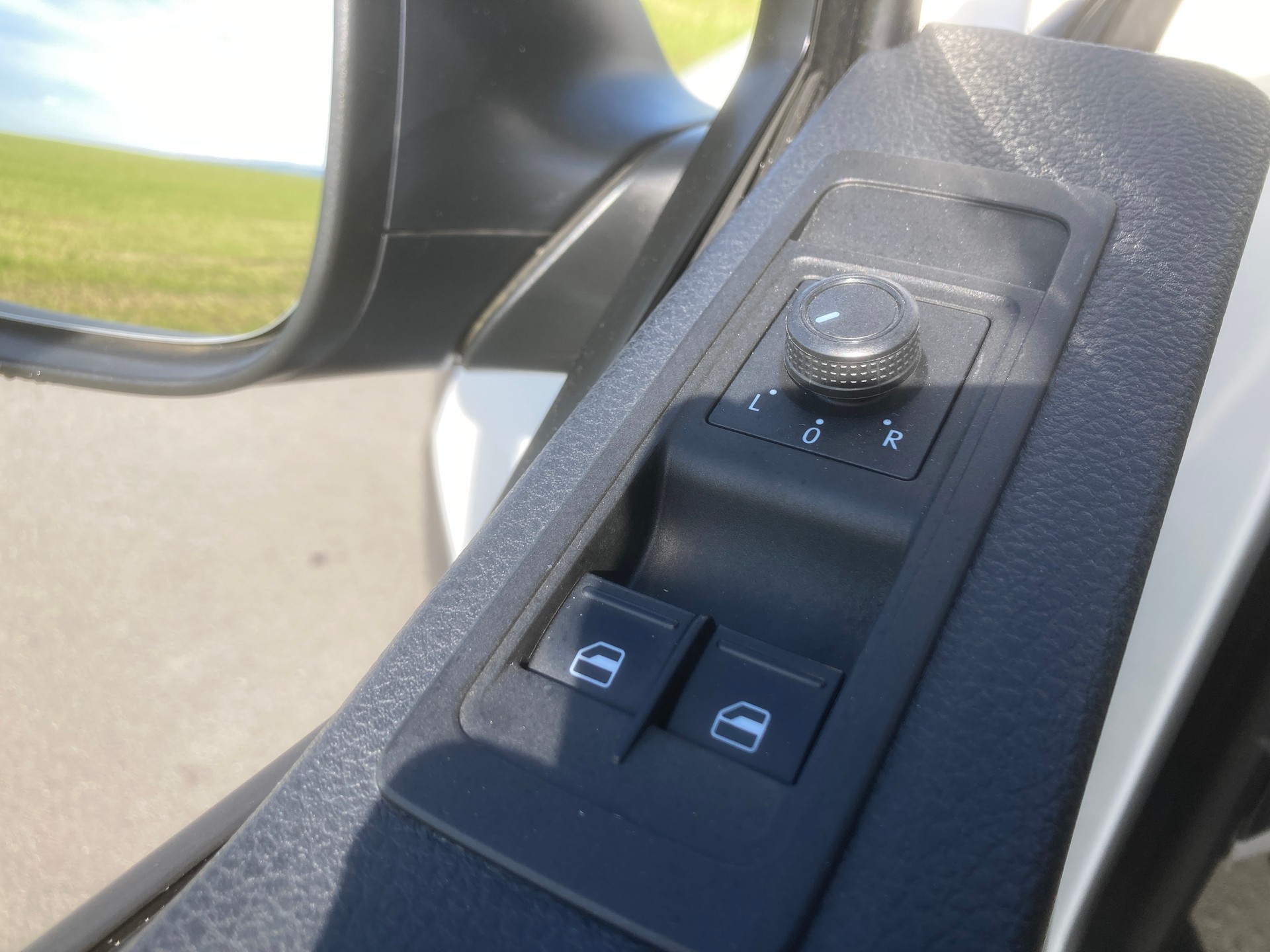 VW T6 2.0 TDI 4Motion L2 9 Sitzer + Anhängerkupplung-image-9