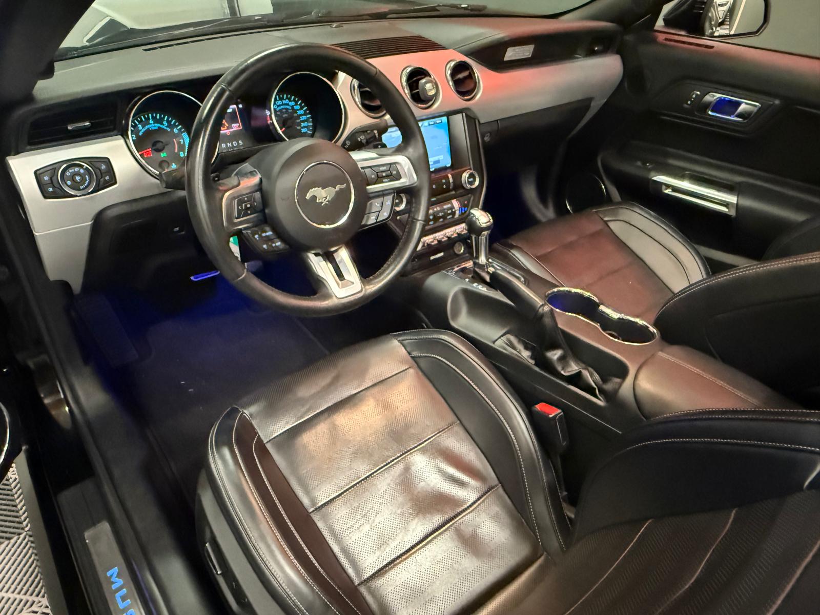 FORD Mustang Convertible 5.0 V8 GT Automat-image-1
