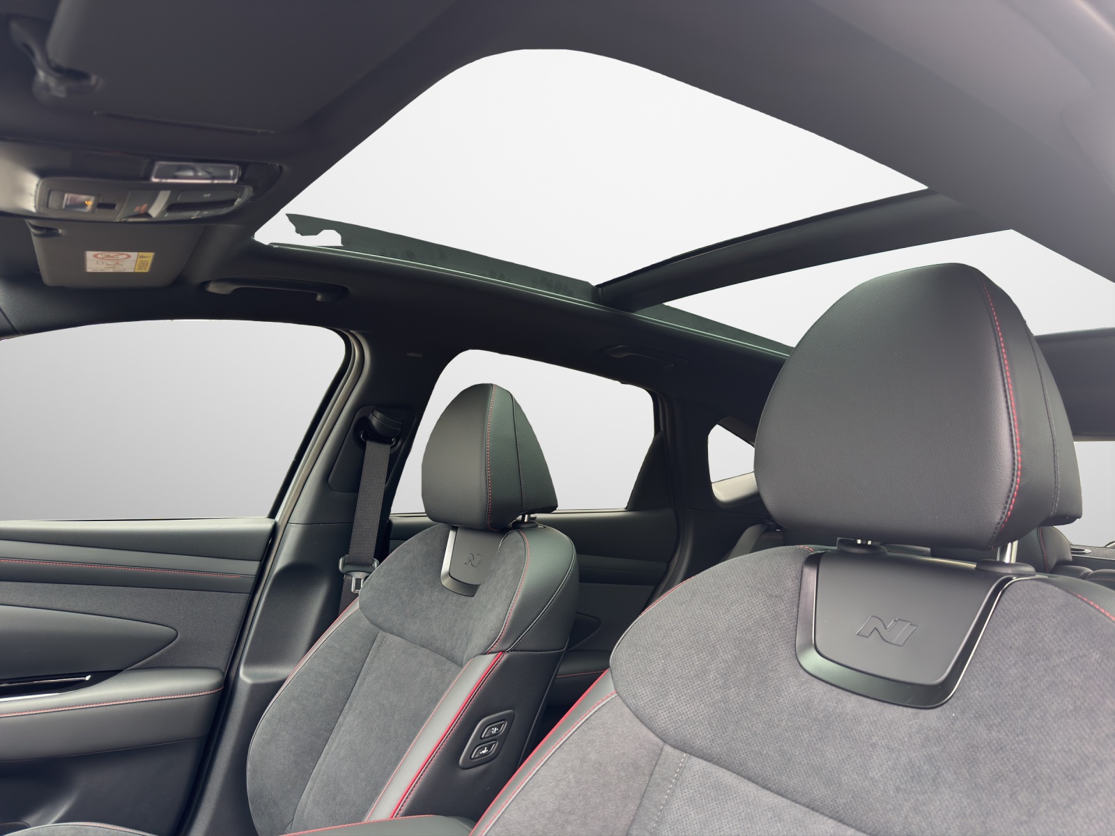 HYUNDAI Tucson 1.6 T-GDi HEV N-Line 4WD Sunroof MY27-image-13