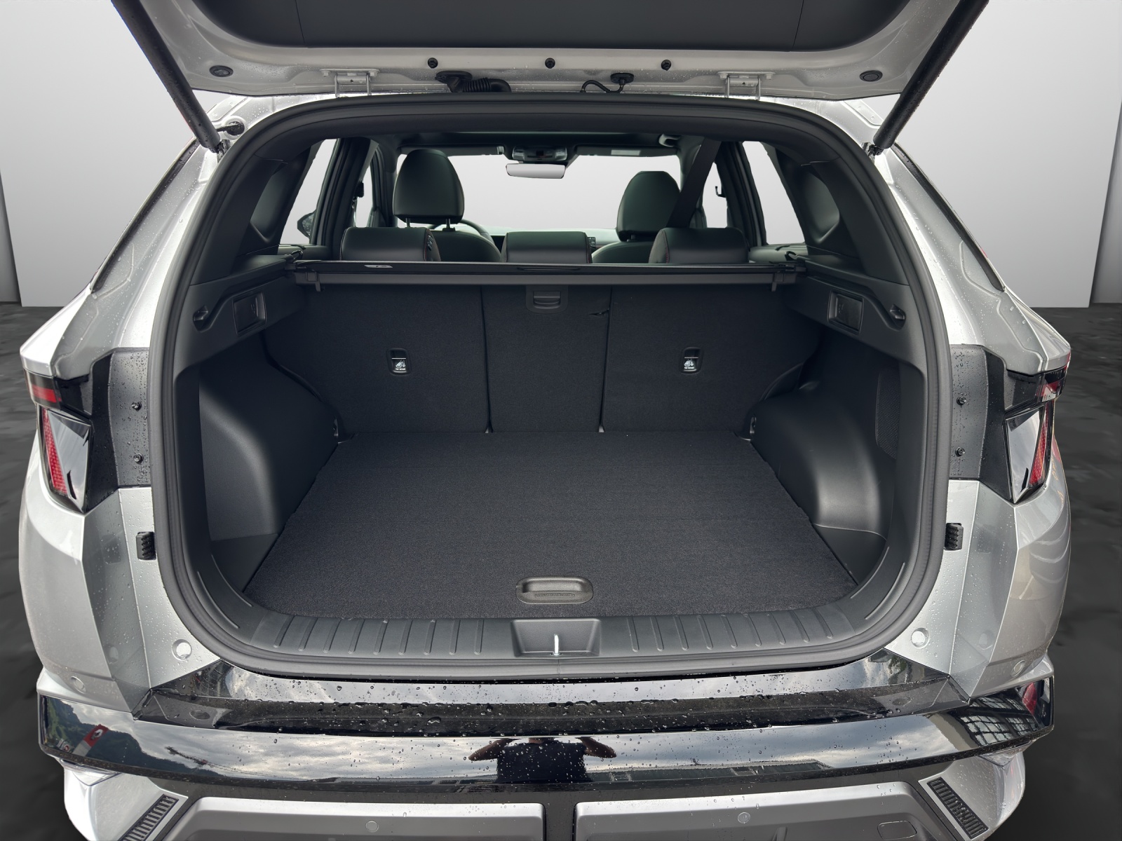 HYUNDAI Tucson 1.6 T-GDi HEV N-Line 4WD Sunroof MY27-image-15
