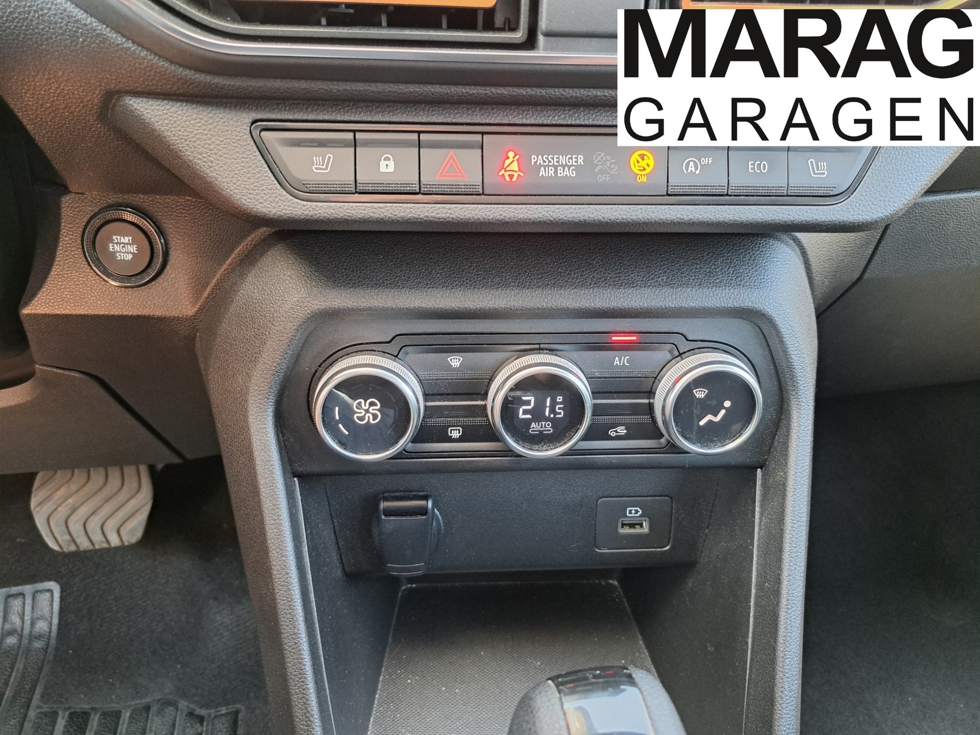 DACIA Sandero Stepway TCe 90 Comfort CVT-image-12